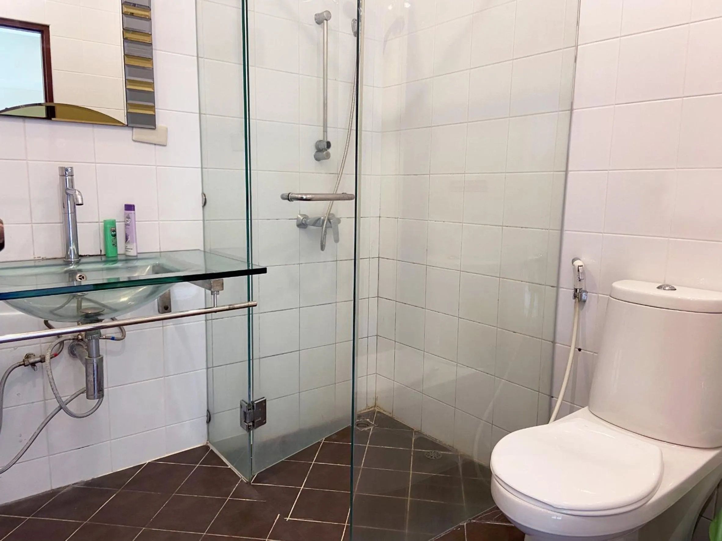 Blooming Hill Boutique Suites