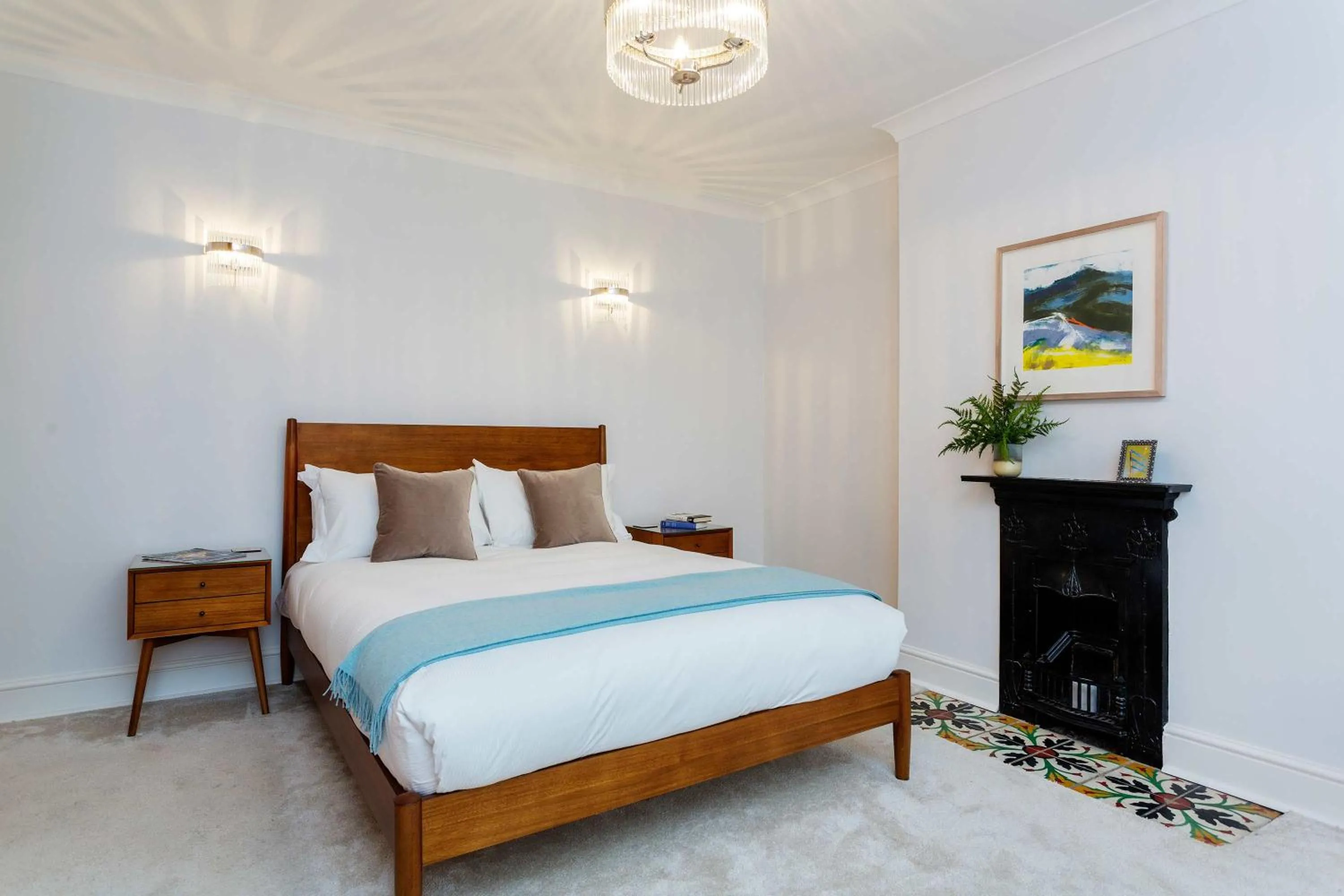 Bedroom, Bed in Veeve - Village Beauty