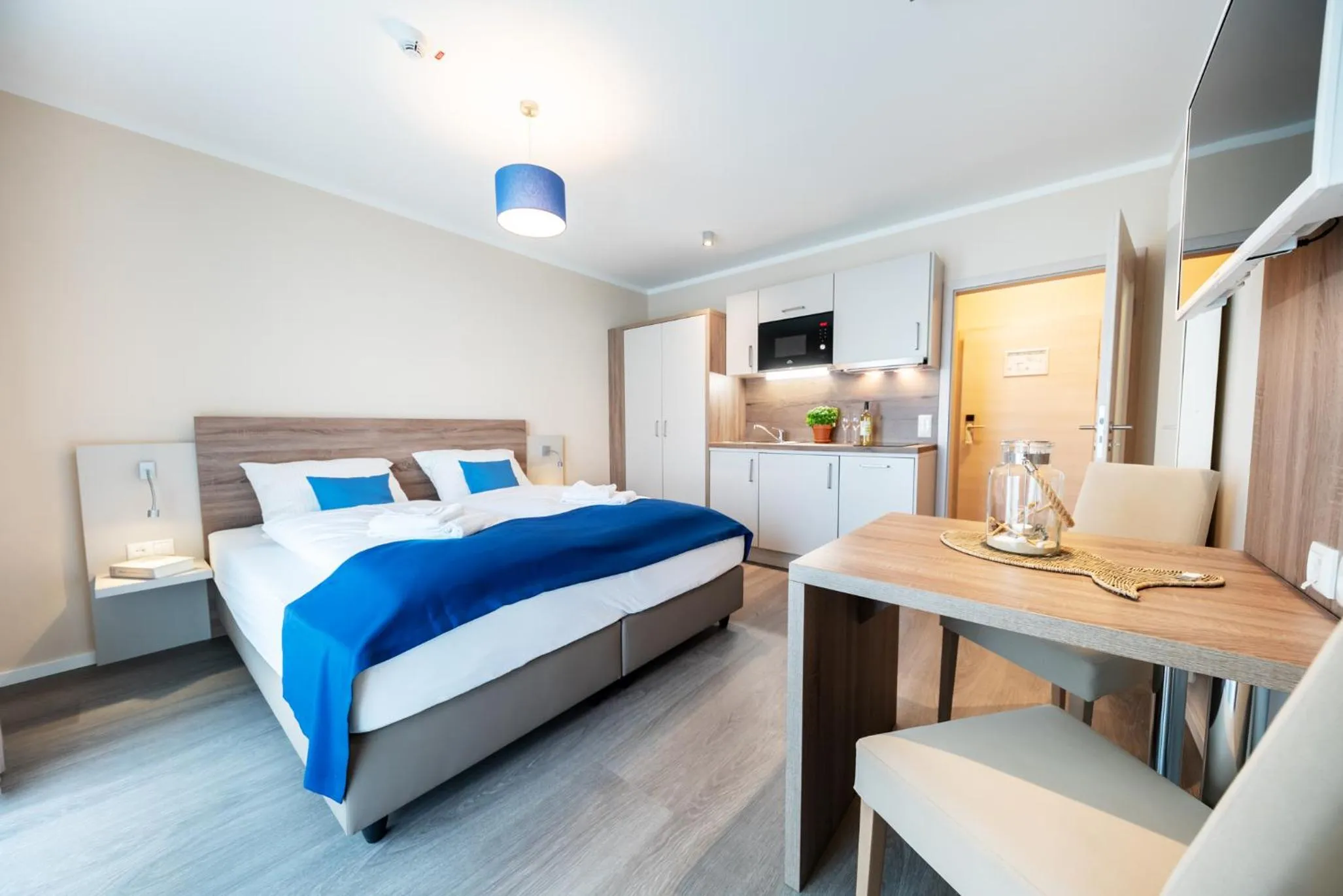 TV and multimedia, Bed in AKZENT Apartmenthotel Binz