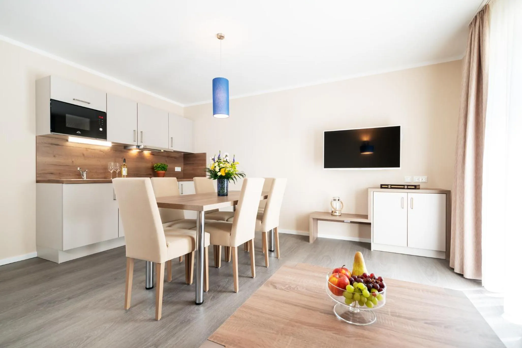 TV and multimedia in AKZENT Apartmenthotel Binz