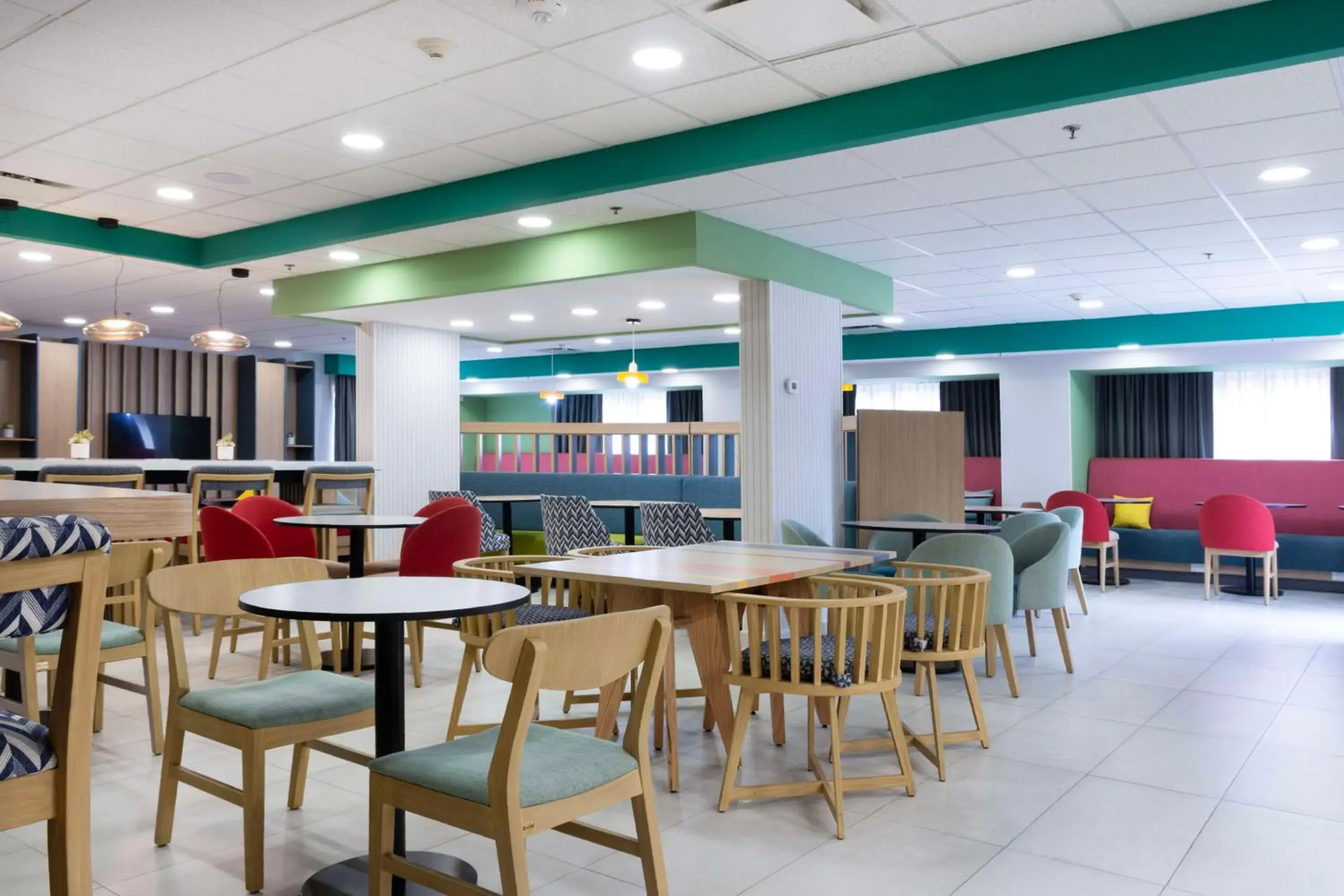 Lobby or reception in Hampton by Hilton Saltillo Zona Aeropuerto Lobby or reception in Hampton by Hilton Saltillo Zona Aeropuerto