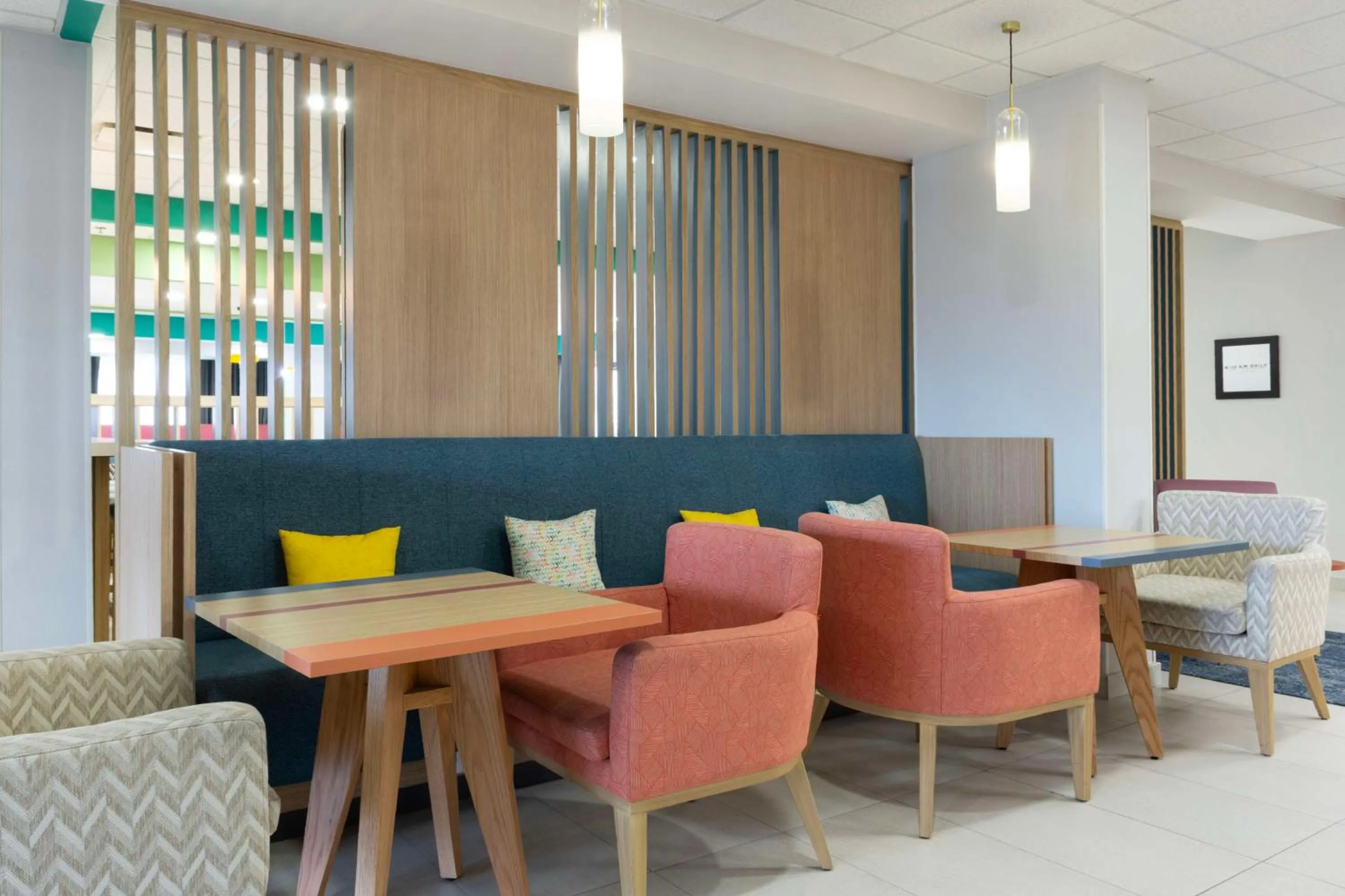 Lobby or reception in Hampton by Hilton Saltillo Zona Aeropuerto