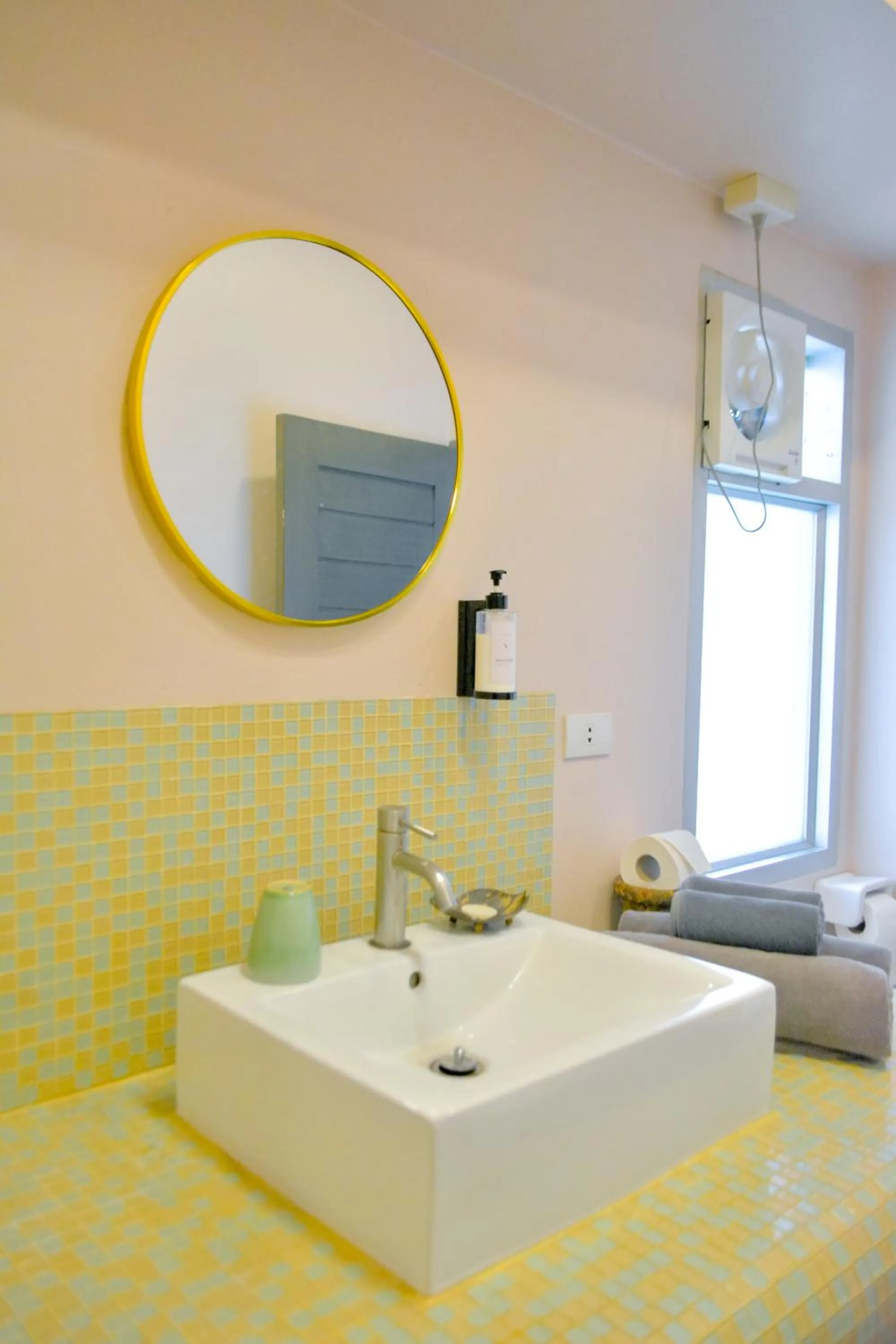 Bed in Le Divine Comedie Beach Resort