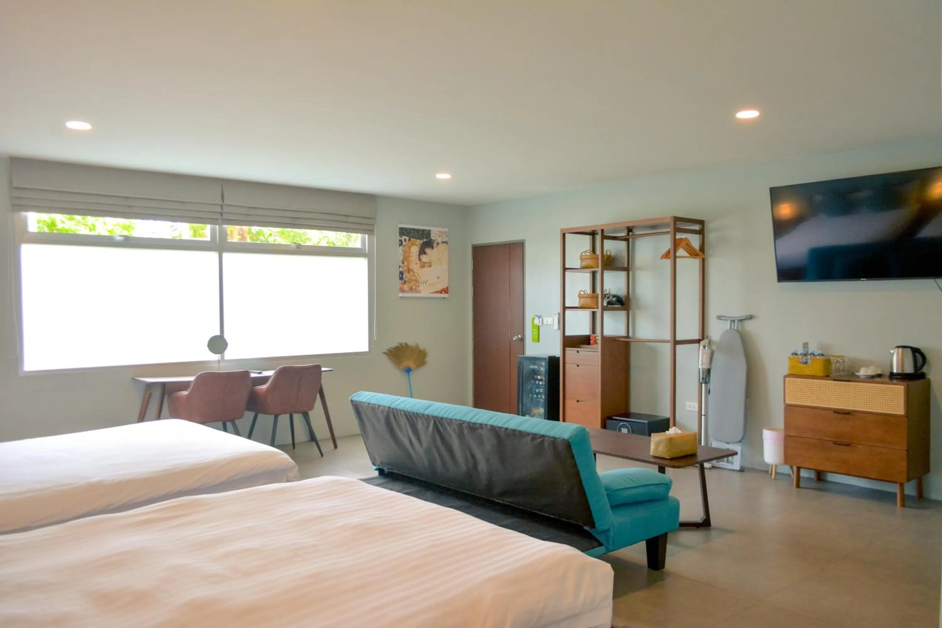 Bed in Le Divine Comedie Beach Resort