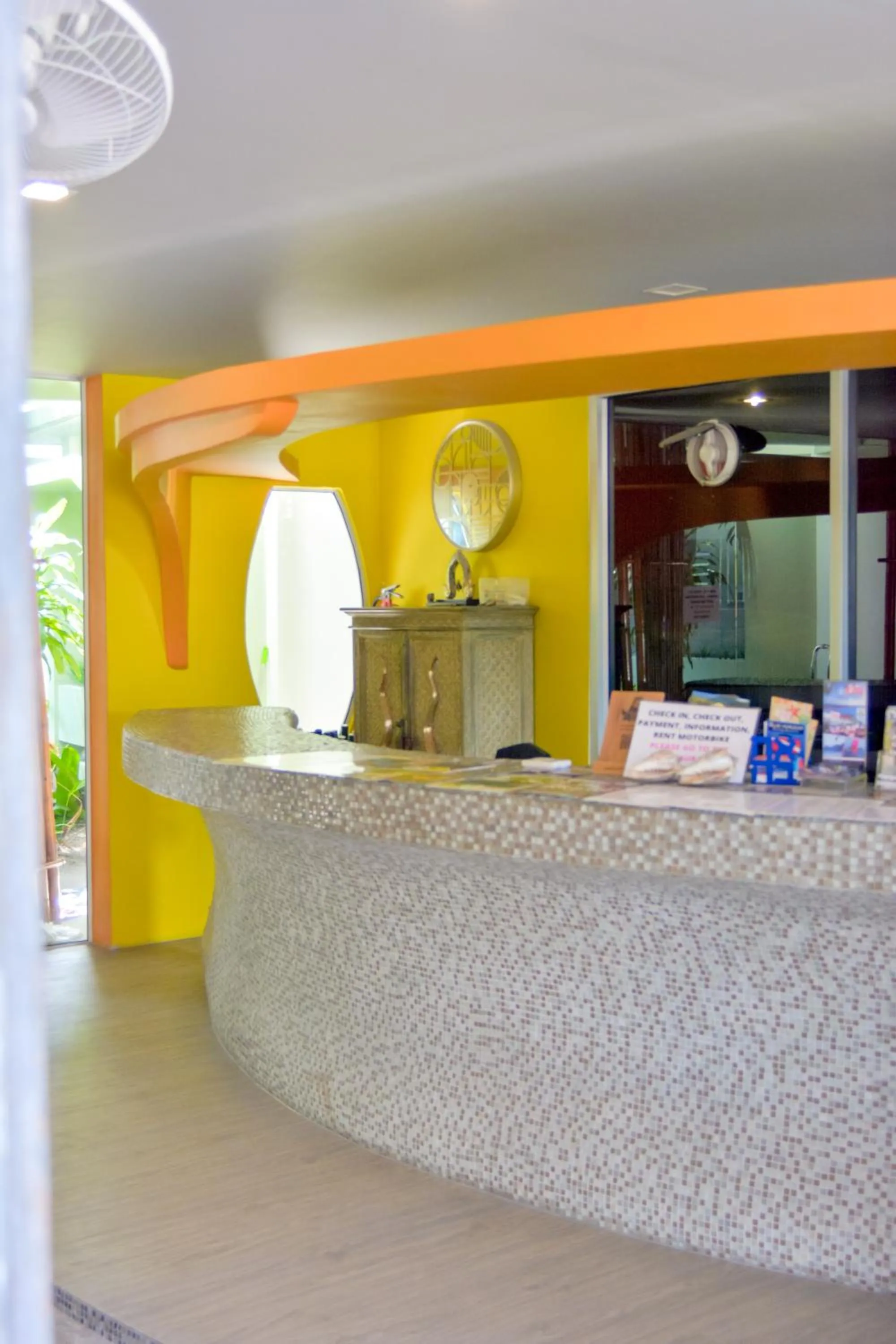 Le Divine Comedie Beach Resort