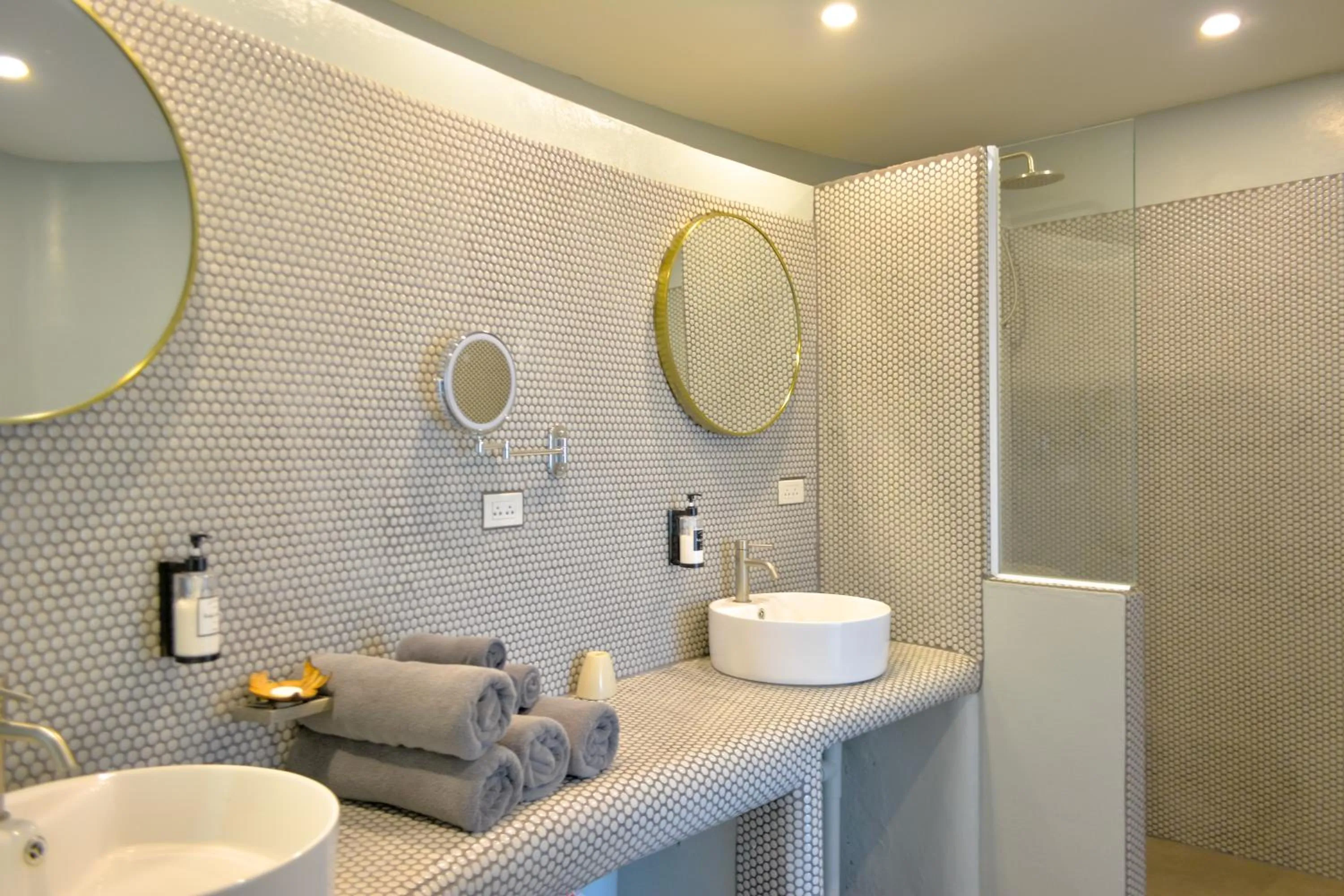 Le Divine Comedie Beach Resort