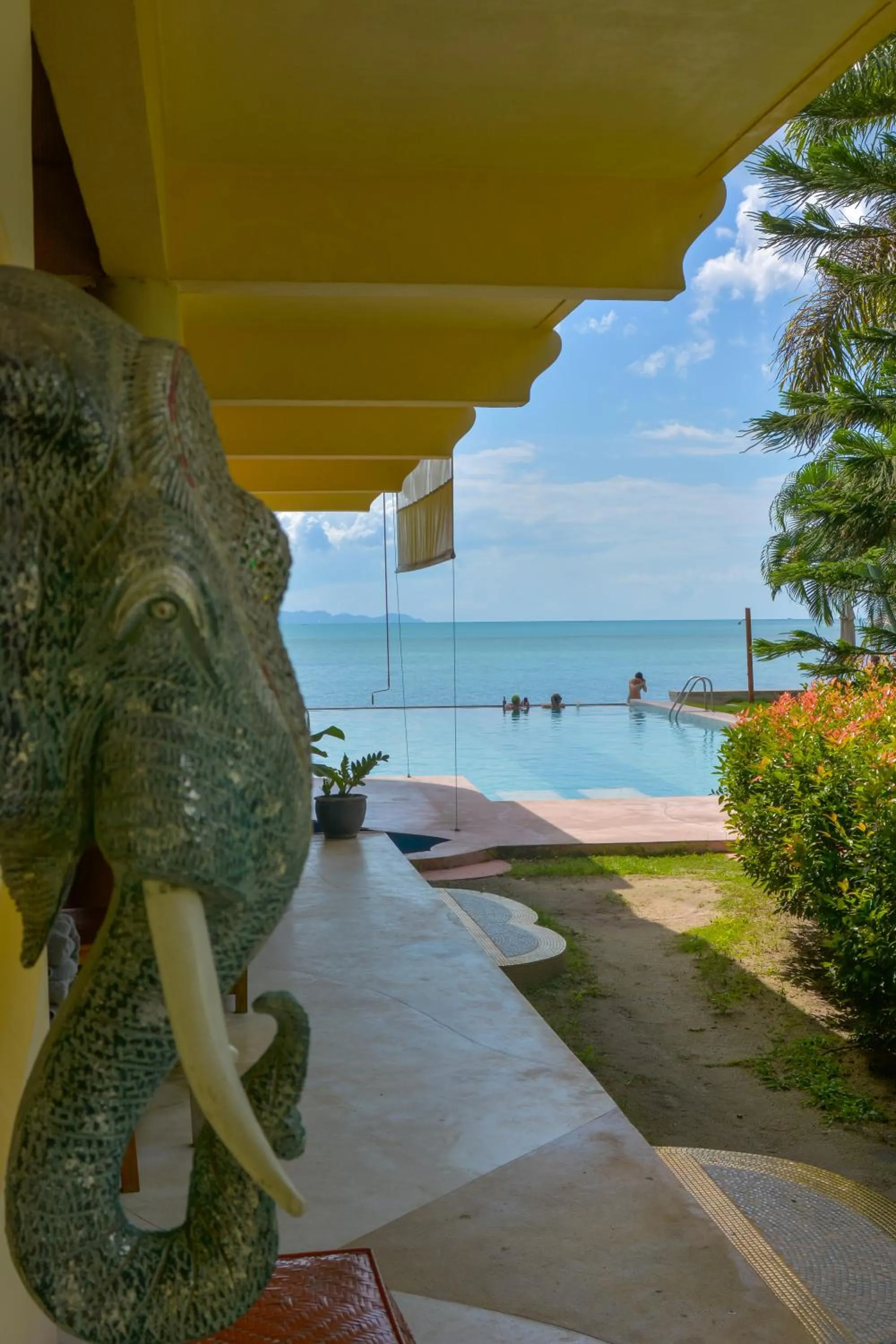 Le Divine Comedie Beach Resort