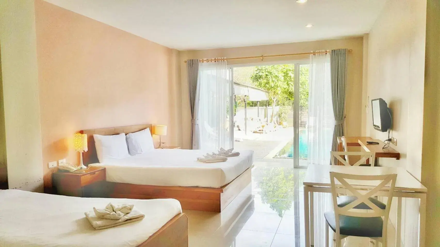 Bed in Ao Nang Miti Resort Bed in Ao Nang Miti Resort