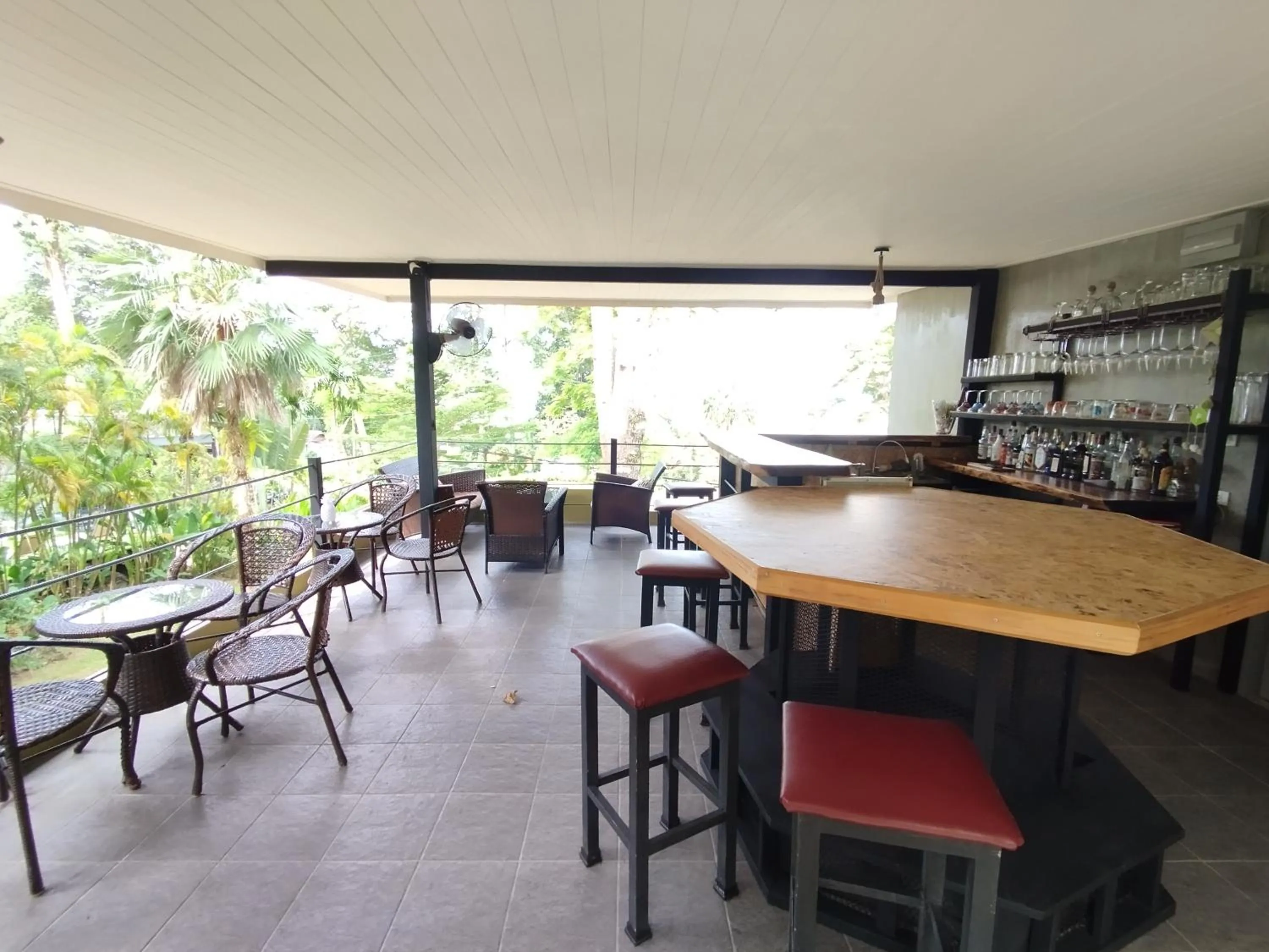 Lounge or bar in Lazy Republique