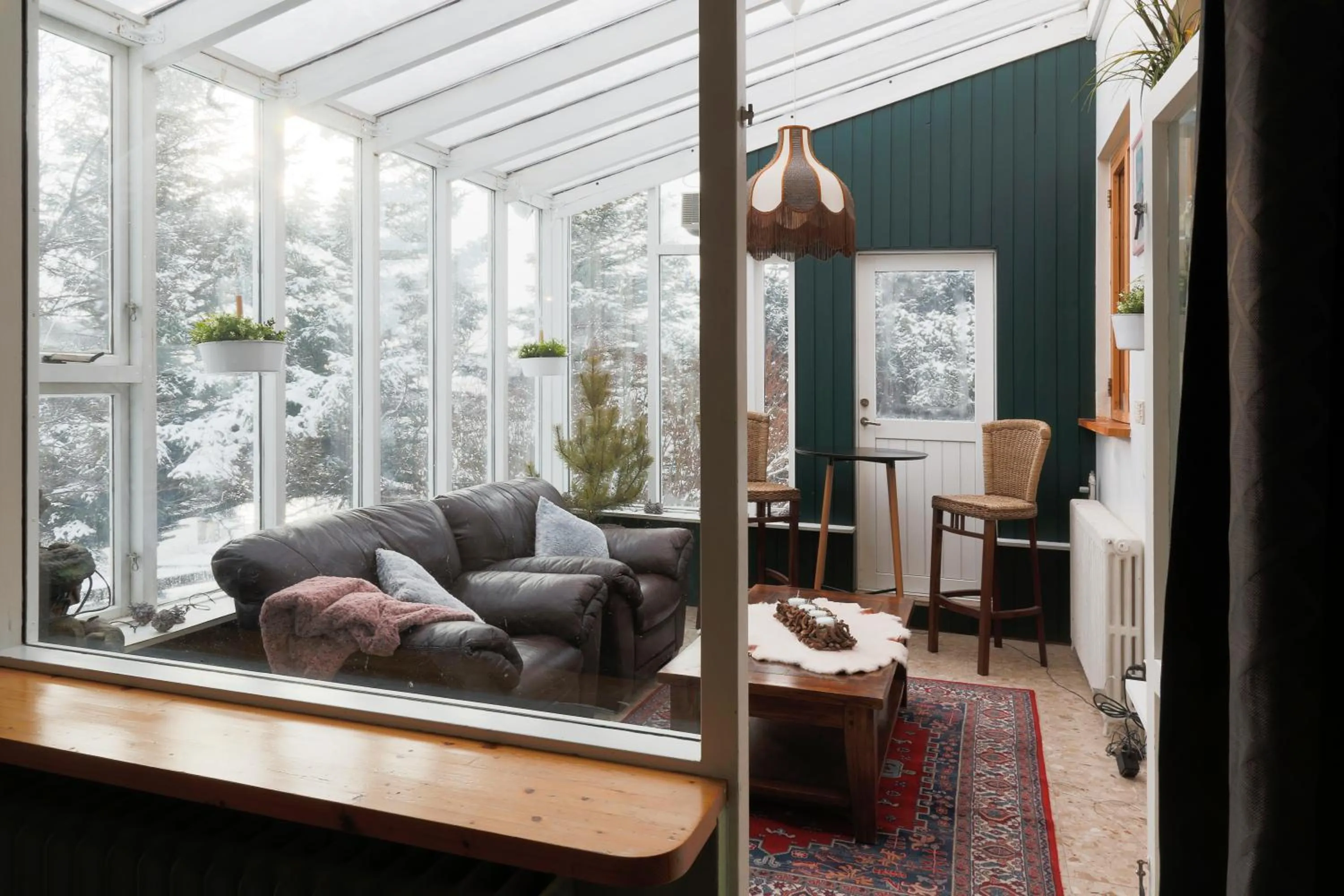 Living room in The apartment - Öbbuhús