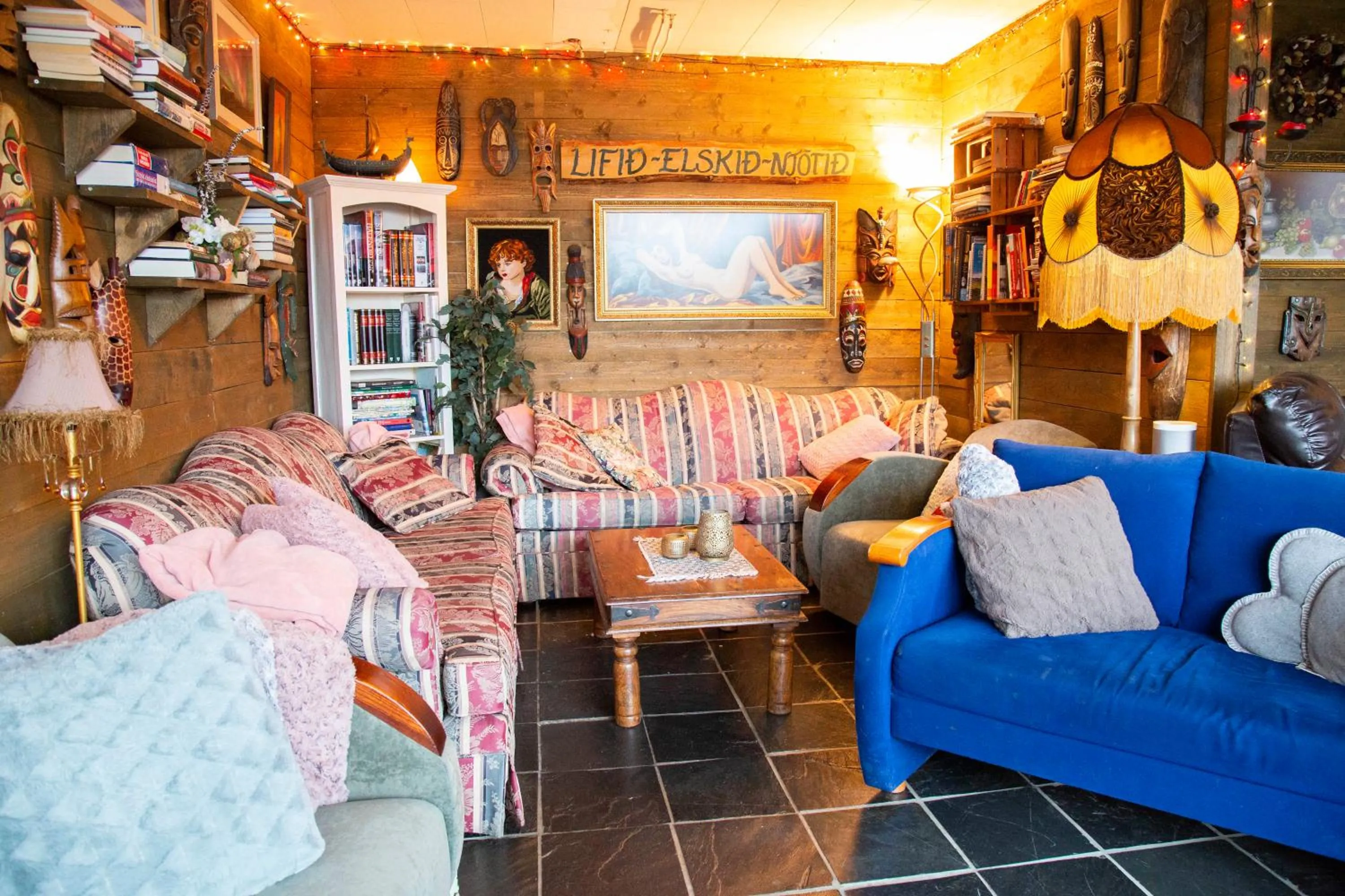 Restaurant/places to eat in The apartment - Öbbuhús