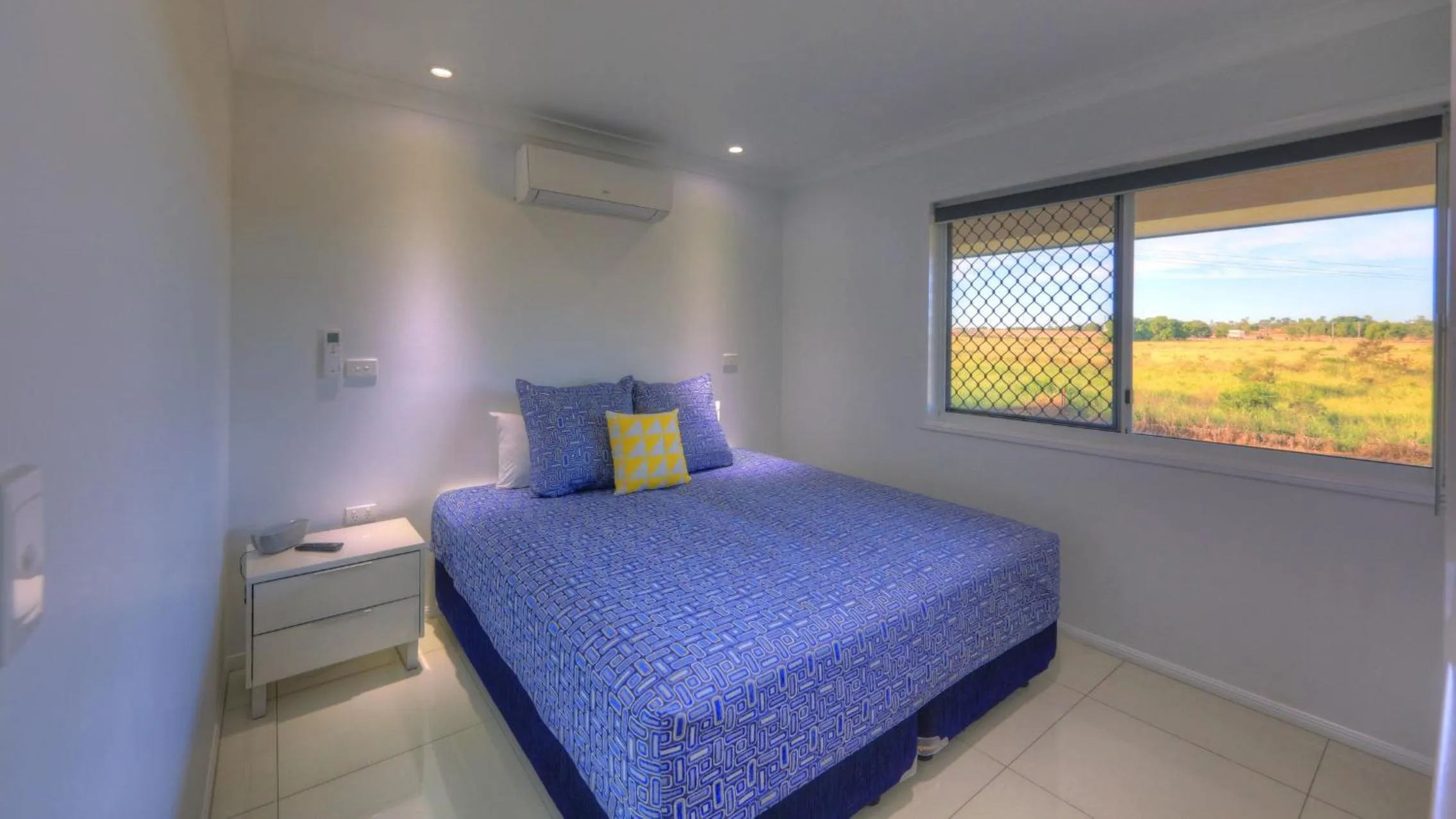 Bedroom, Bed in Heritage Lodge Motel