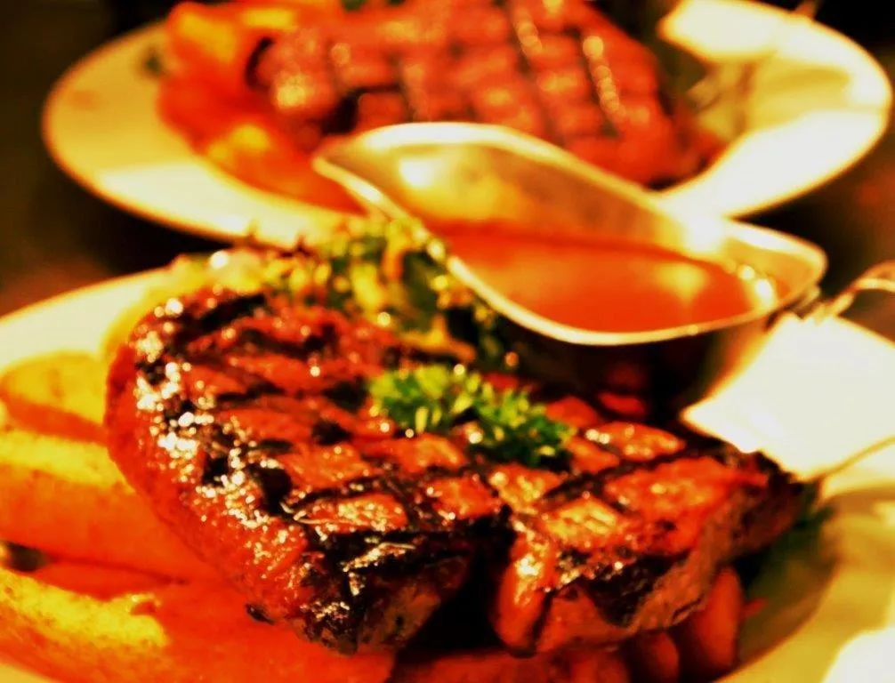 Heritage Lodge Motel