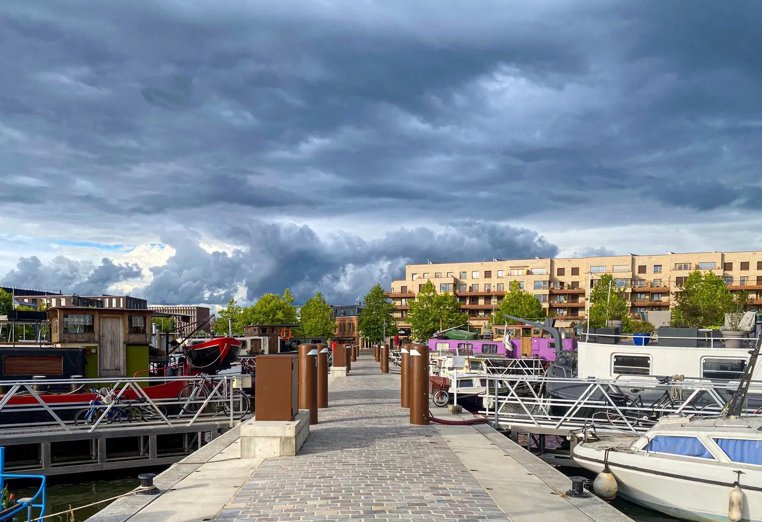 Bateau péniche au coeur de Lille