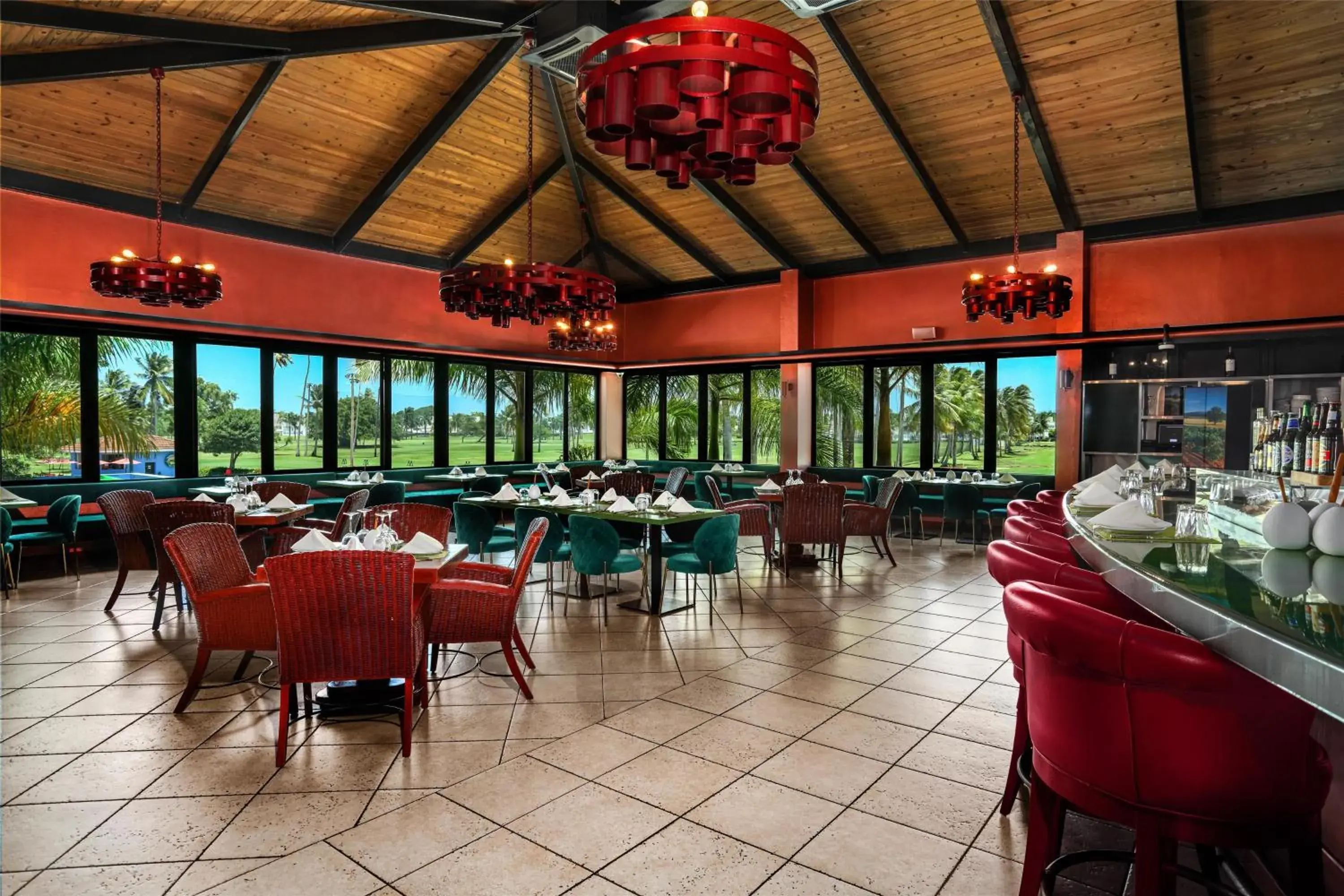 Restaurant/places to eat in Embassy Suites by Hilton Dorado del Mar Beach Resort Restaurant/places to eat in Embassy Suites by Hilton Dorado del Mar Beach Resort