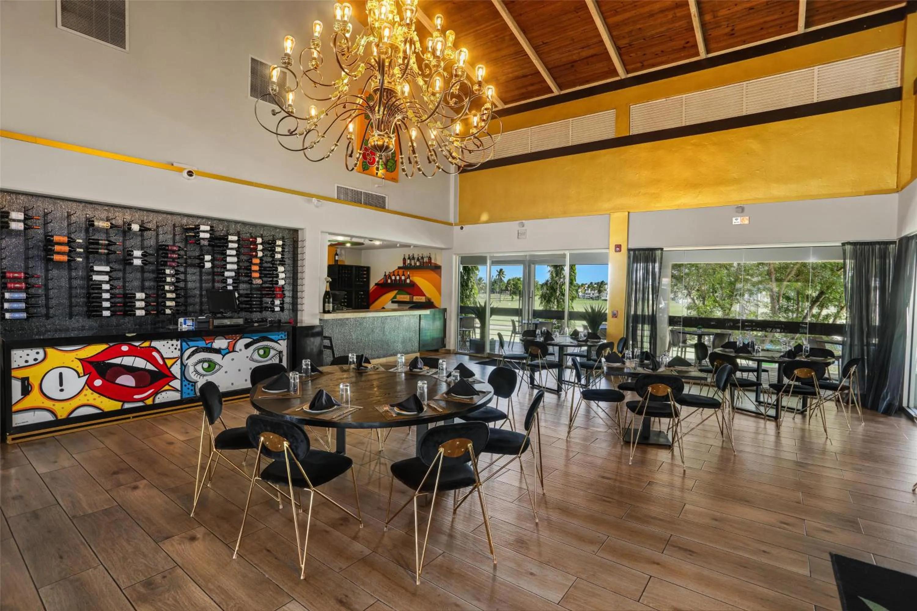 Restaurant/places to eat in Embassy Suites by Hilton Dorado del Mar Beach Resort