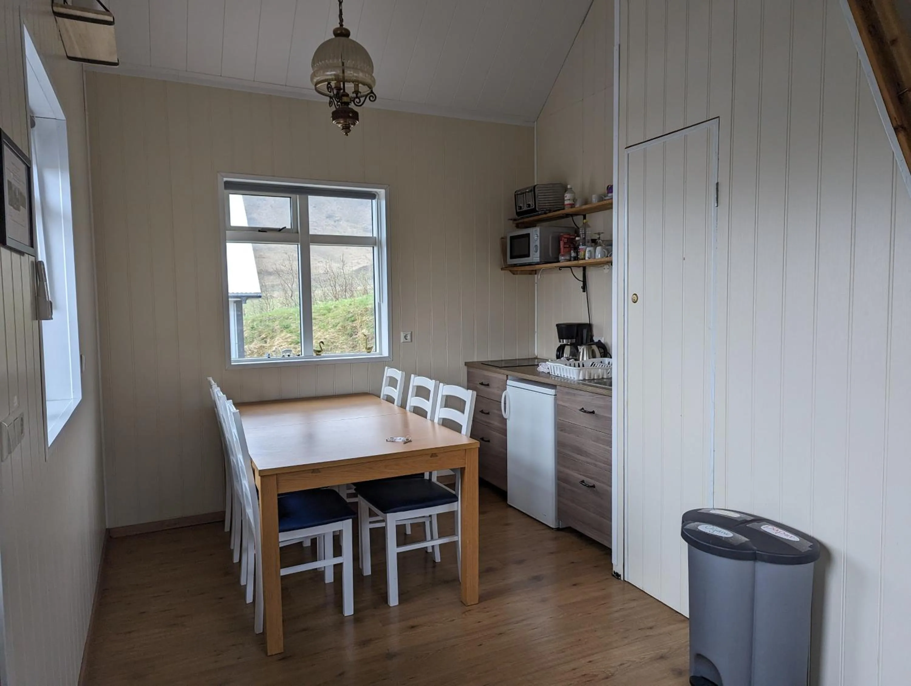 Kitchen or kitchenette in Vík Hostel