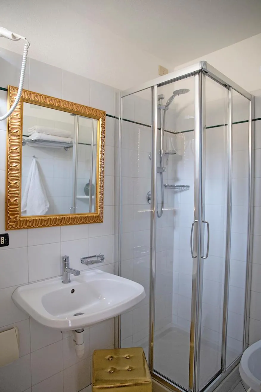 Hotel Iva