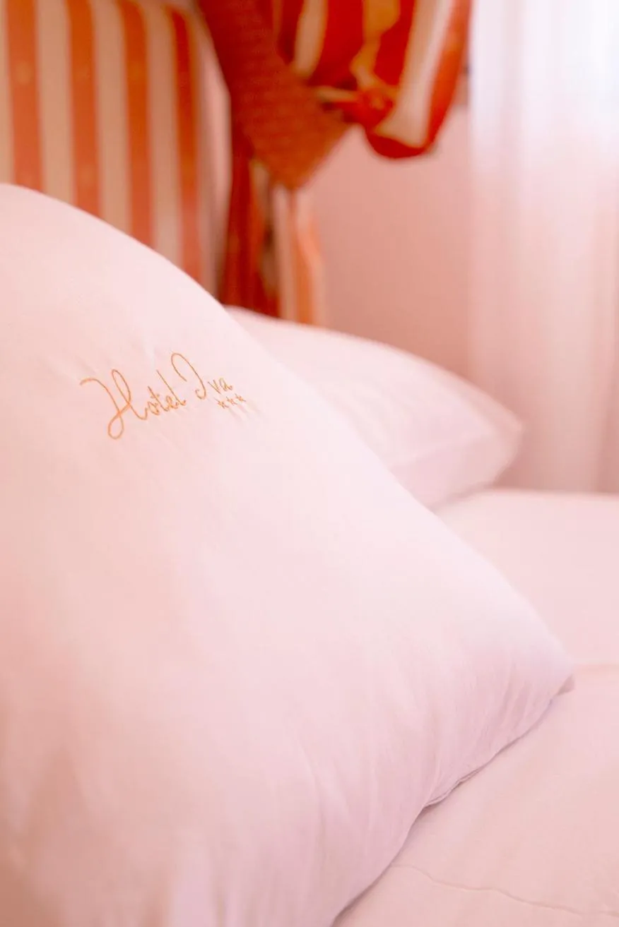Bed in Hotel Iva