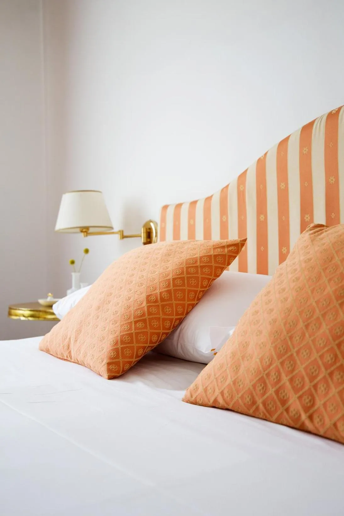 Bed in Hotel Iva