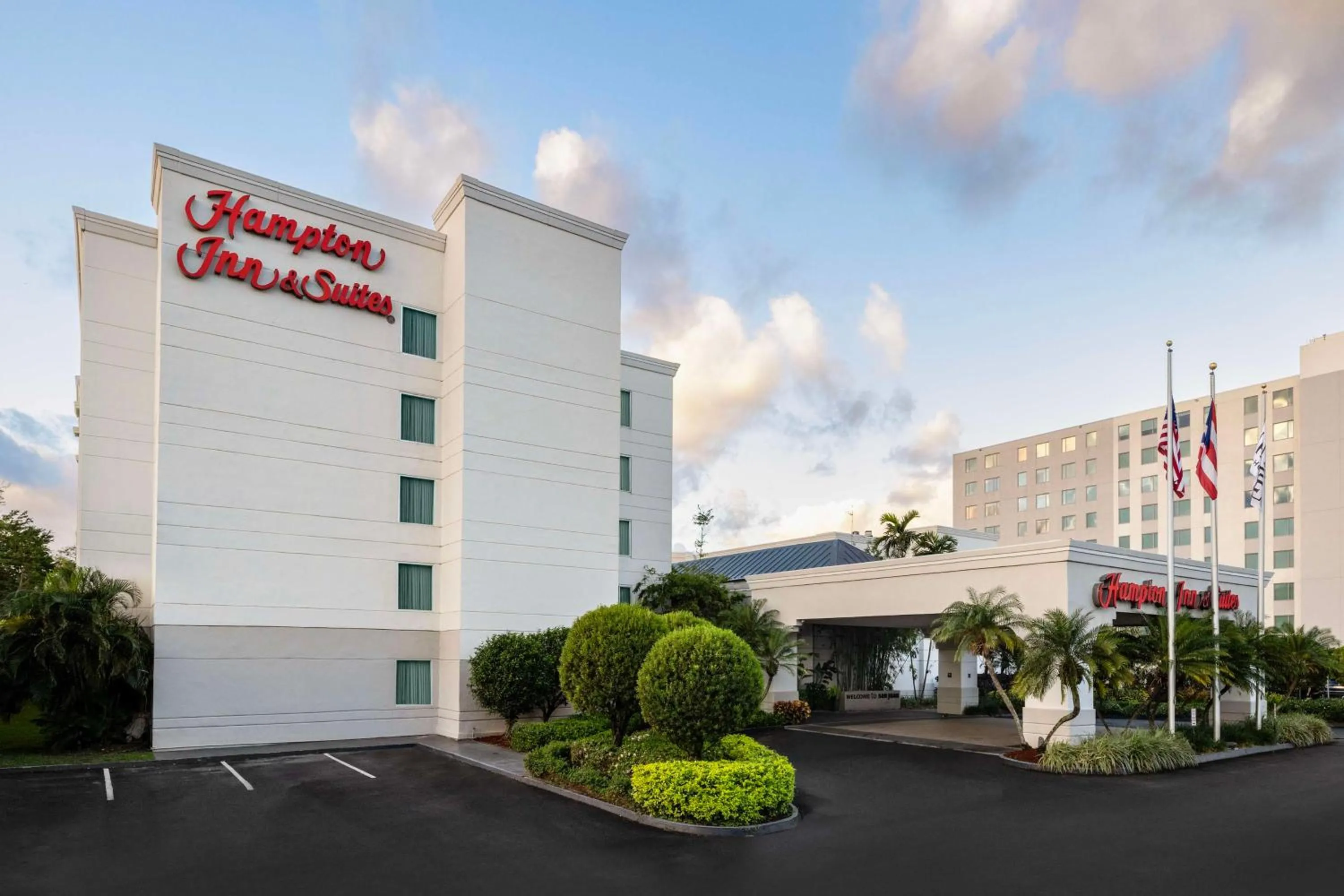 Property building in Hampton Inn & Suites San Juan