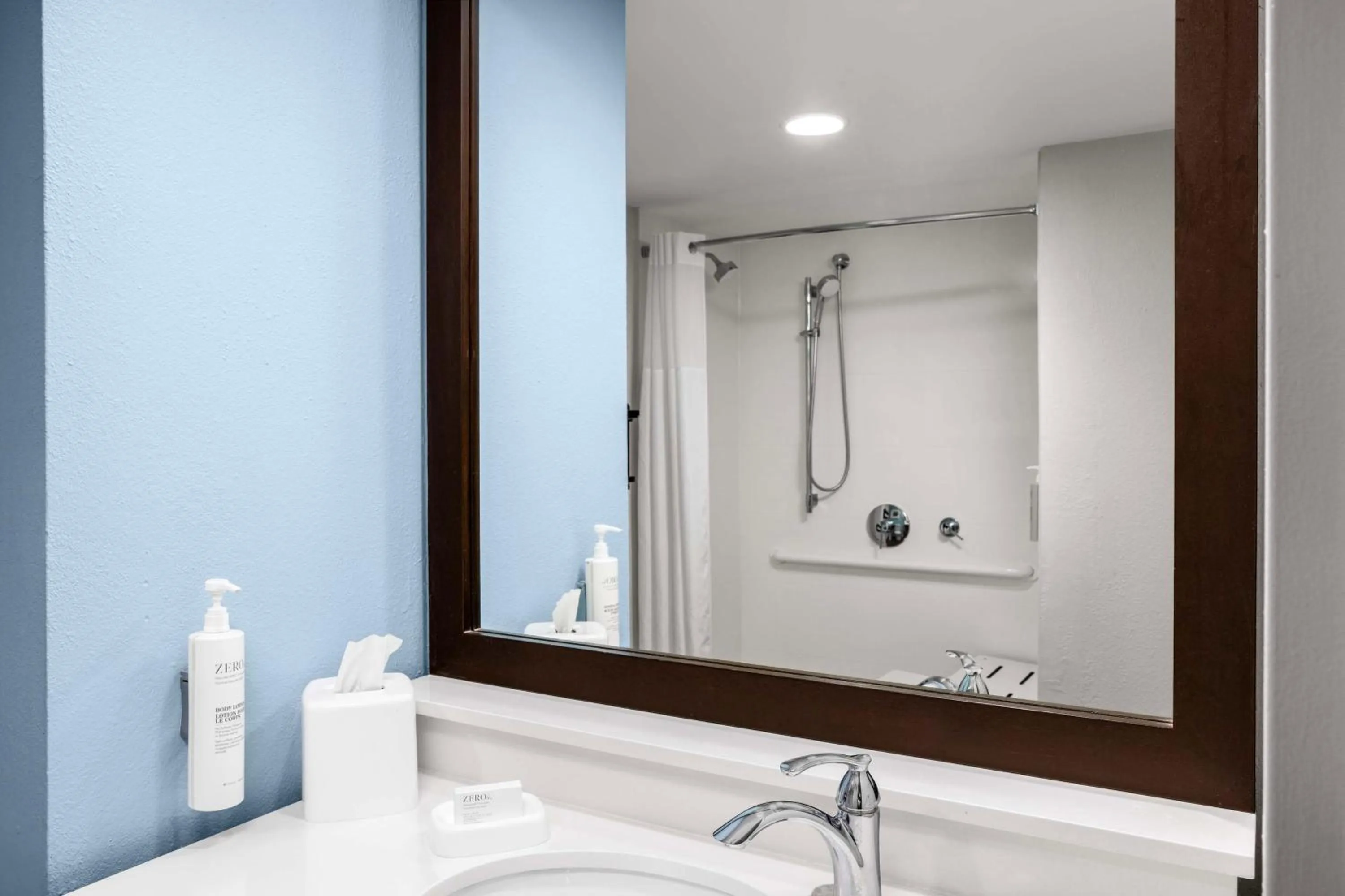 Bathroom in Hampton Inn & Suites San Juan