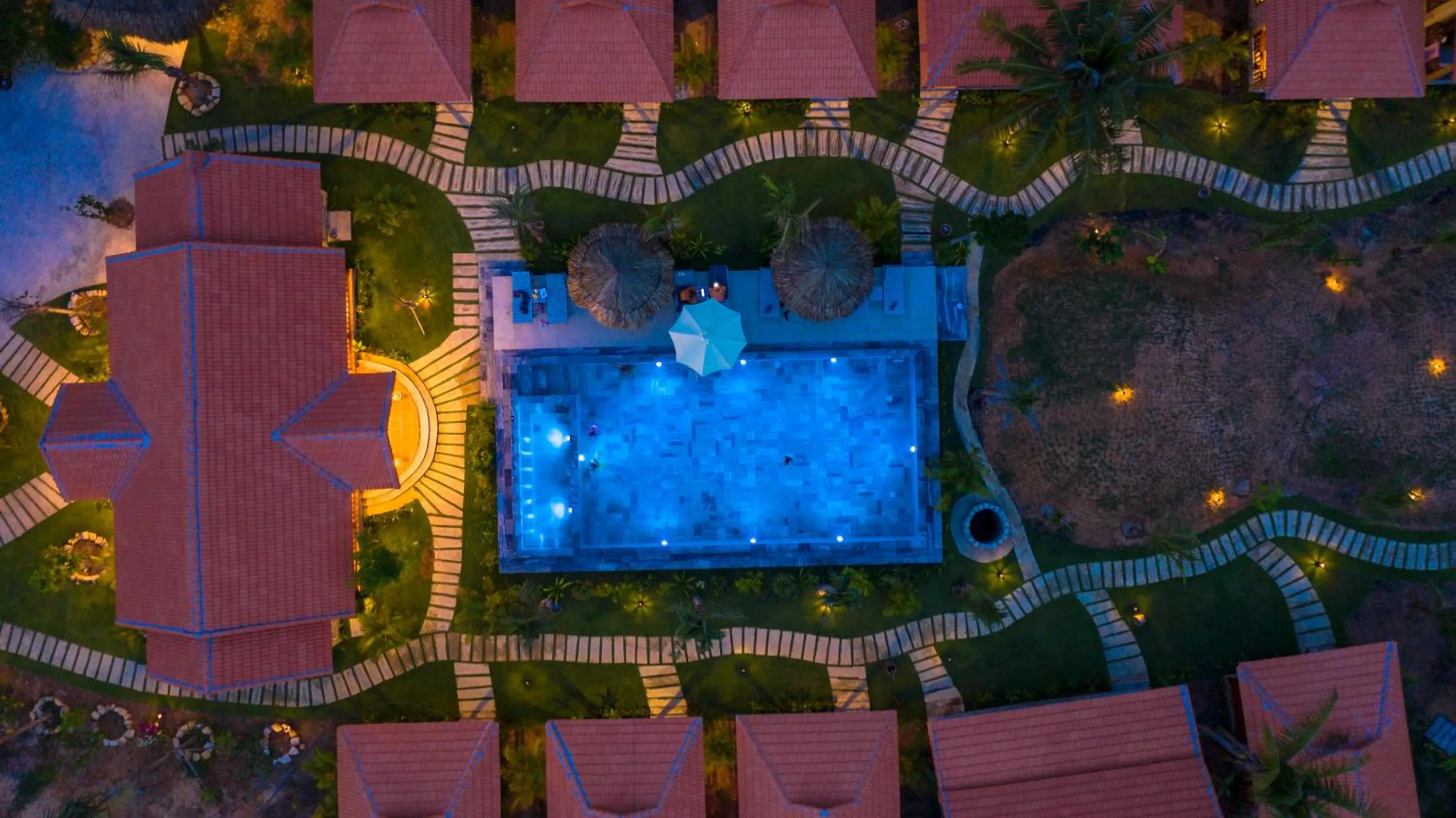 Bird's eye view in Island Lodge