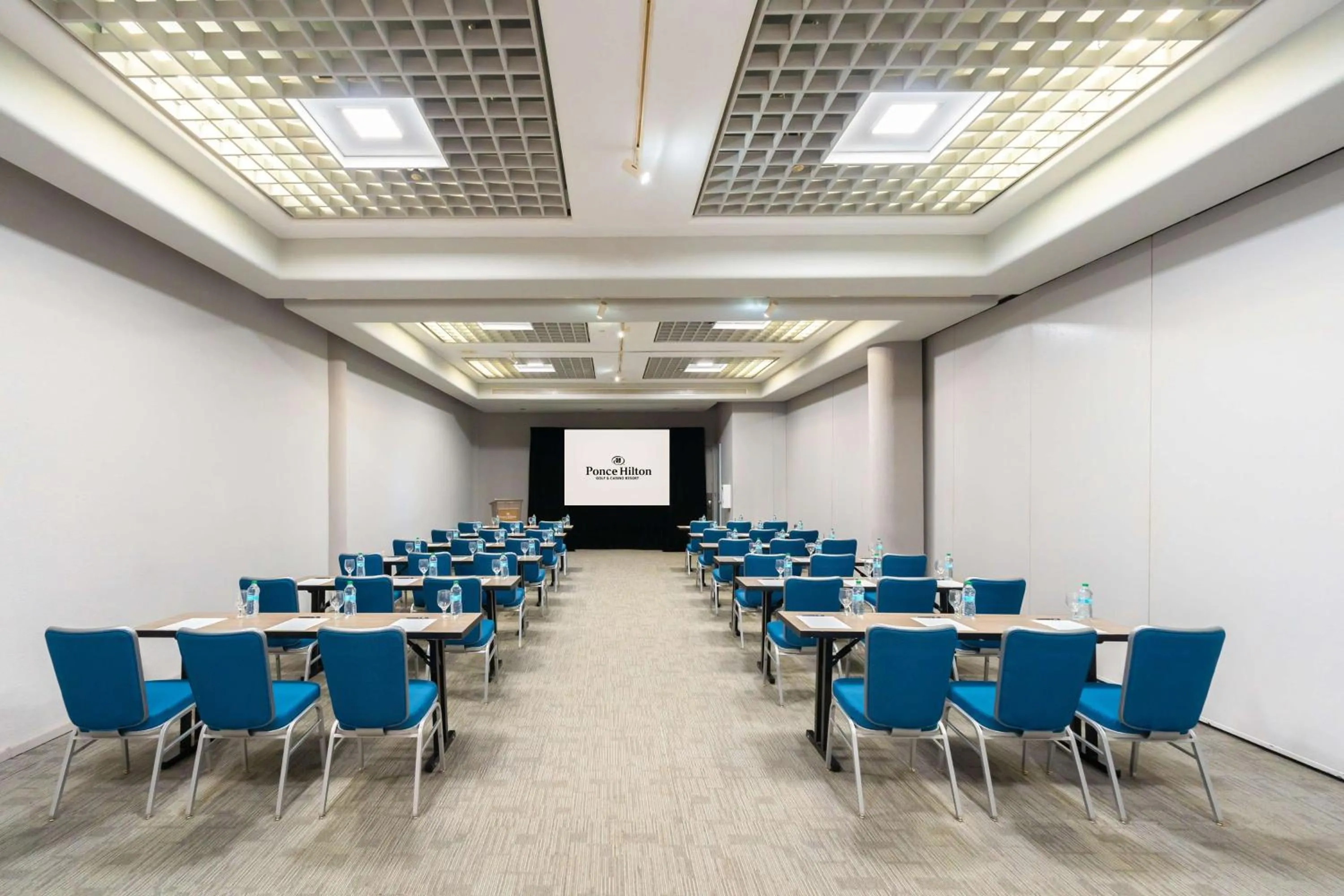 Meeting/conference room in Hilton Ponce Golf & Casino Resort
