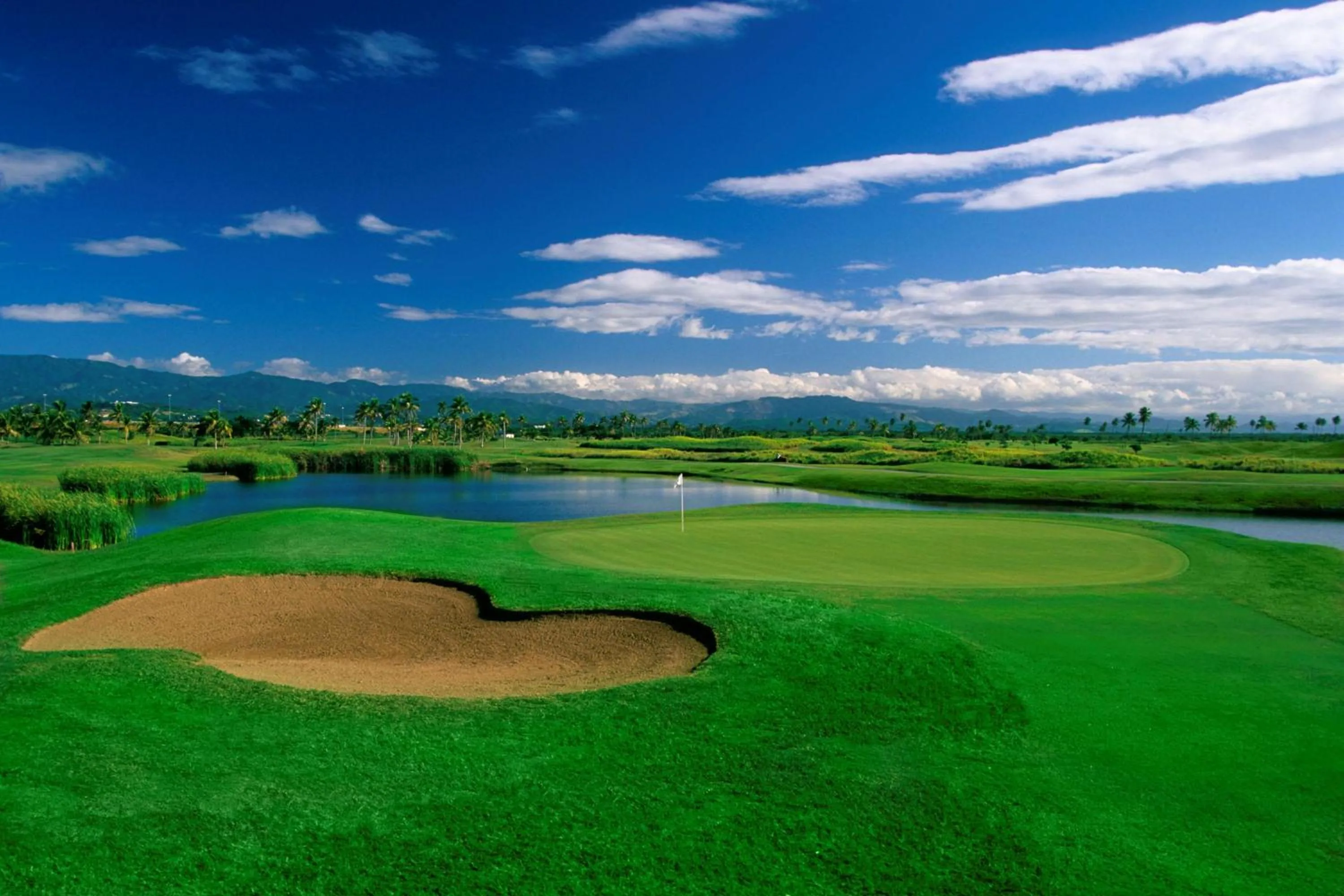 Golfcourse in Hilton Ponce Golf & Casino Resort