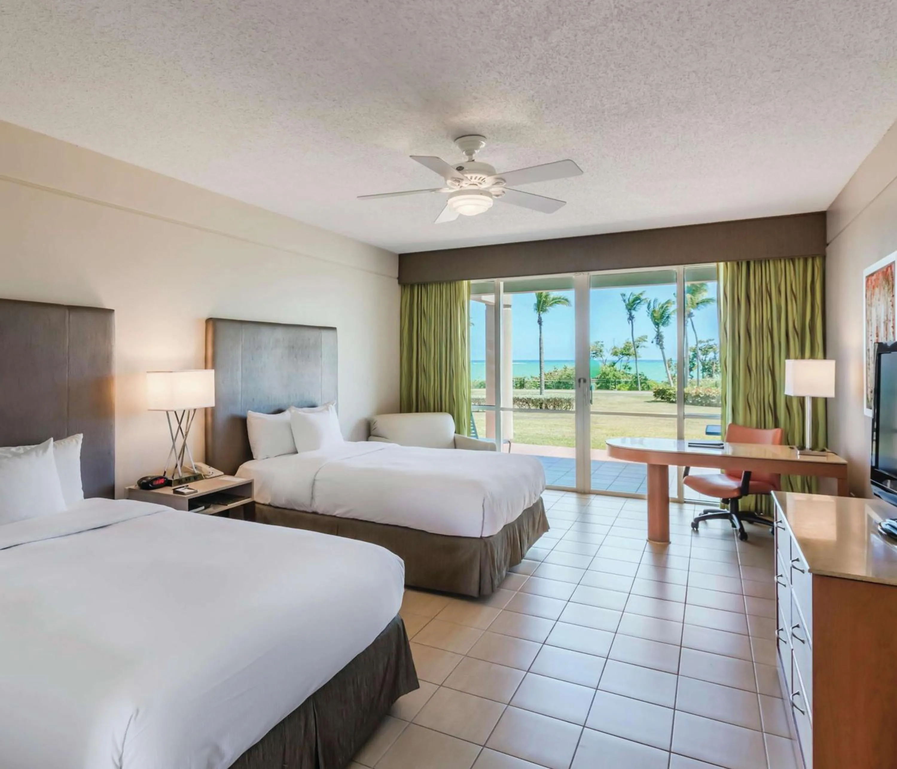 Bedroom, Bed in Hilton Ponce Golf & Casino Resort