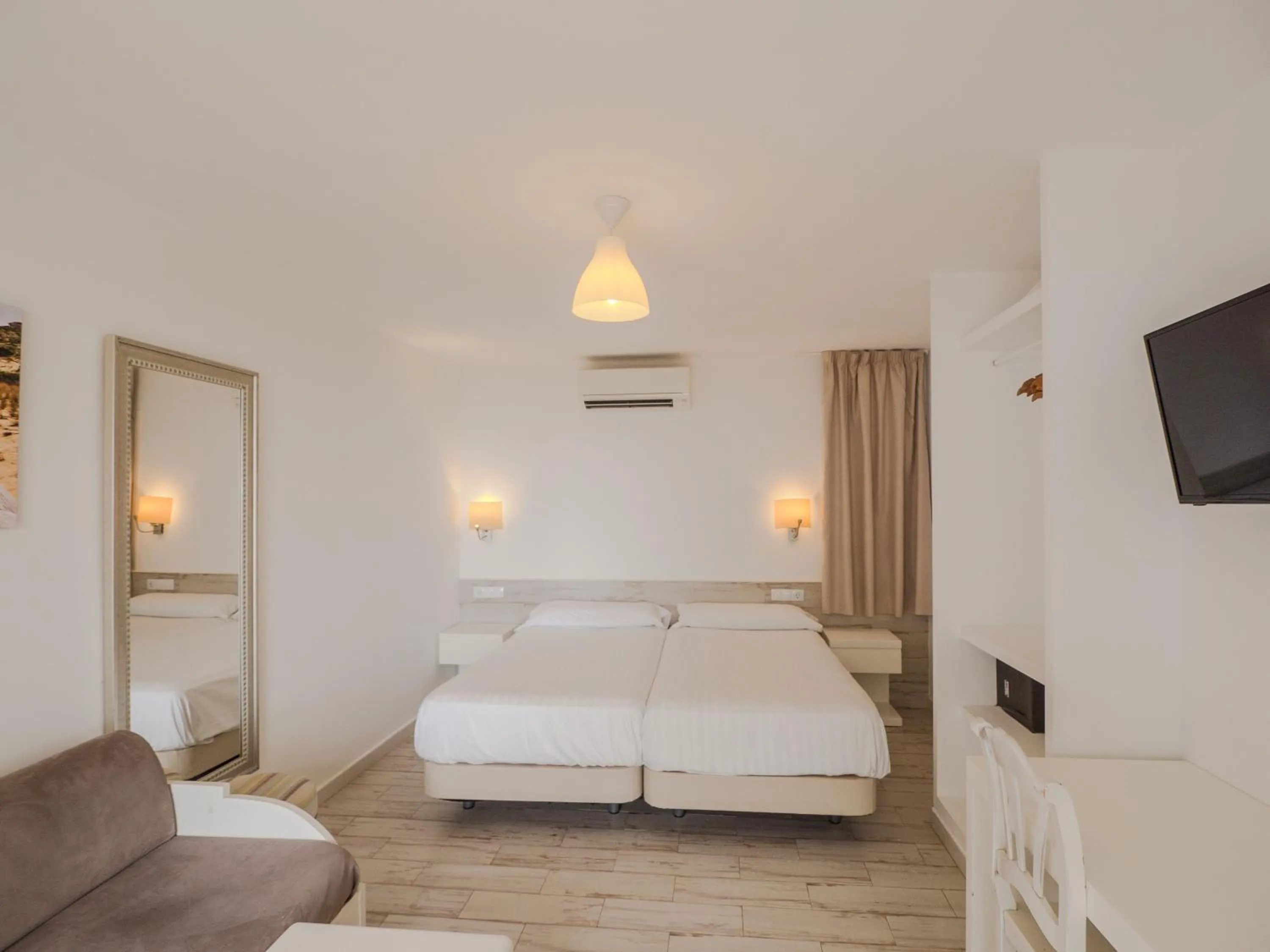 Property building, Bed in Sun Club El Dorado - All Inclusive