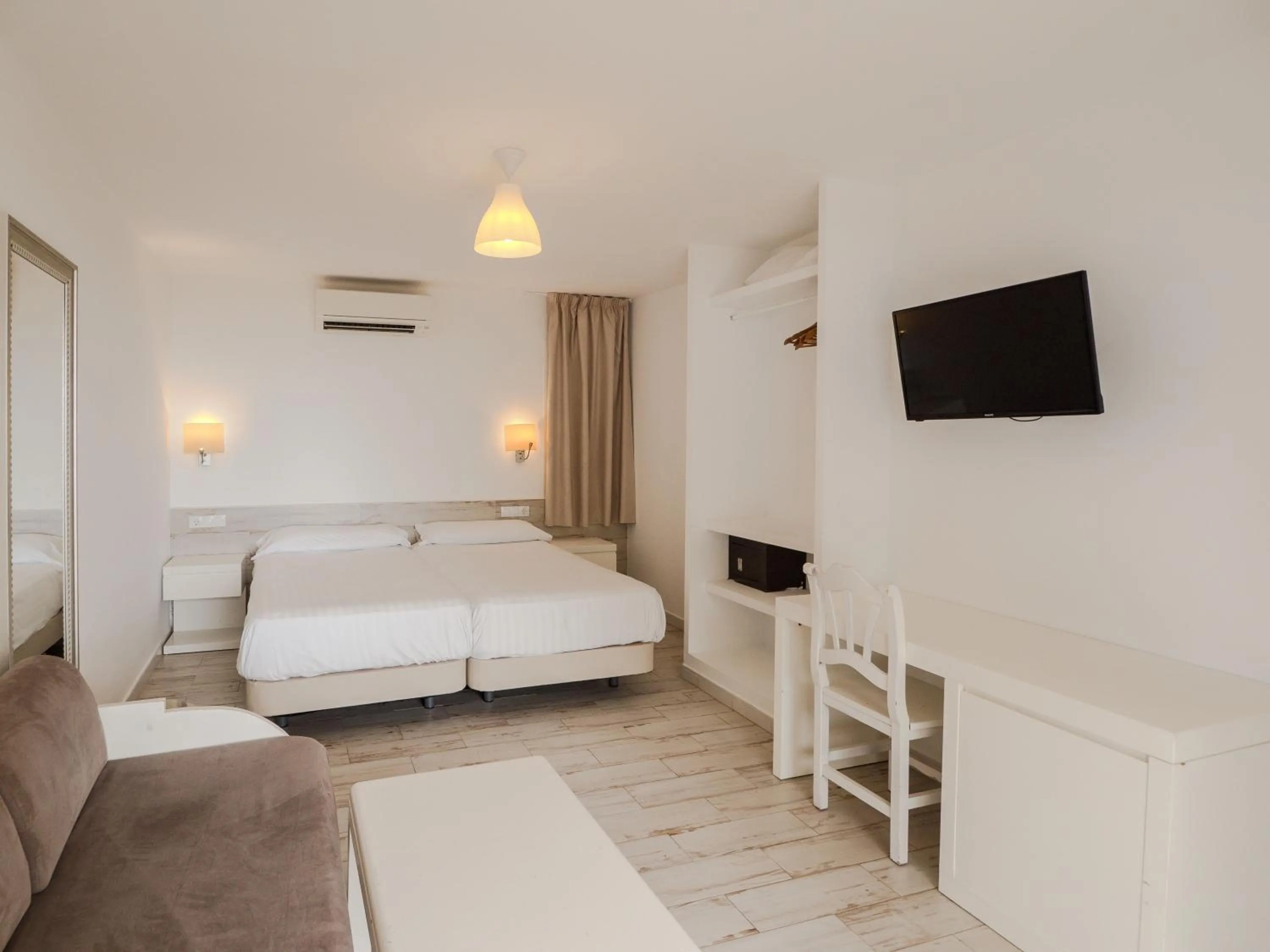 Property building, Bed in Sun Club El Dorado - All Inclusive