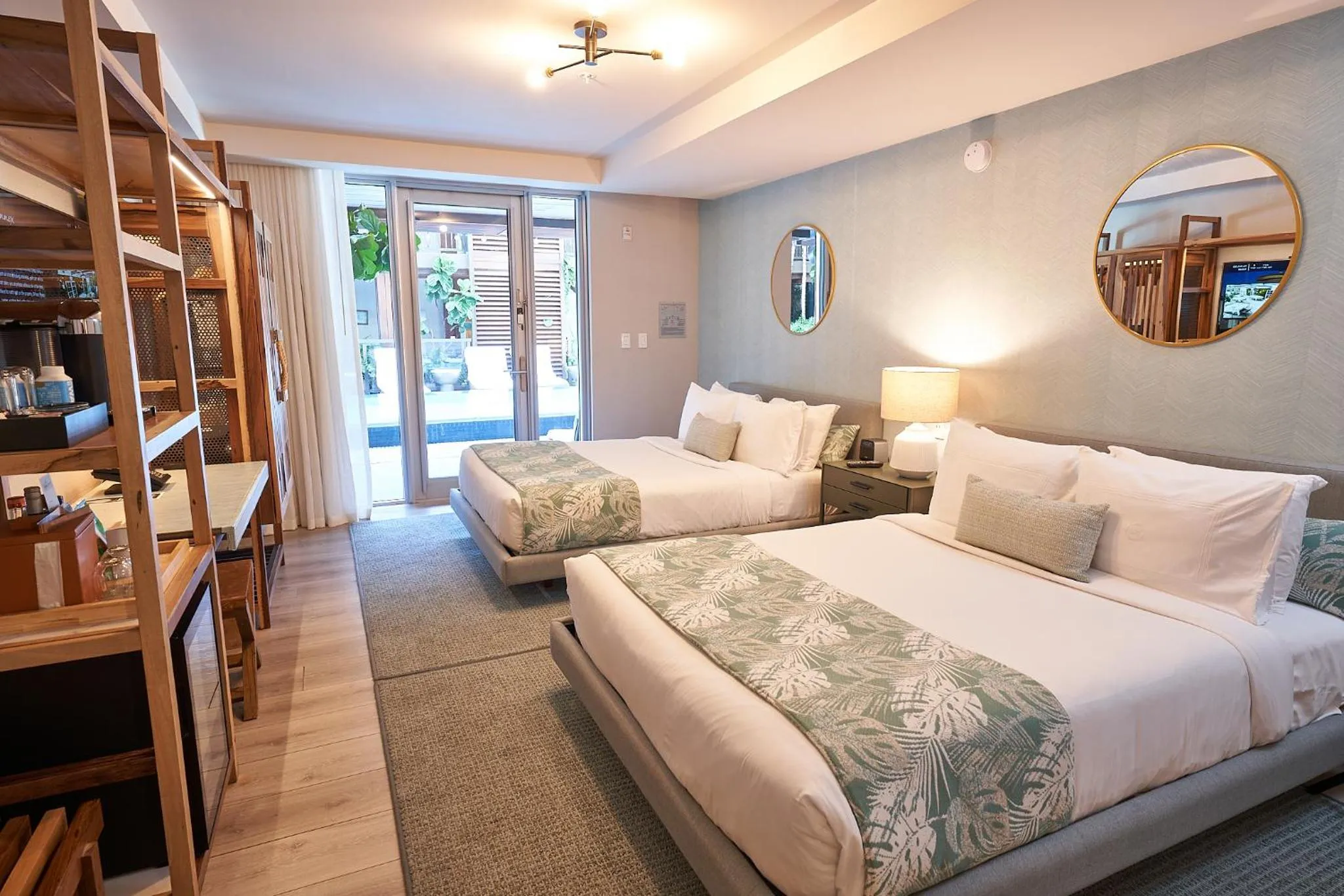 Bed in Lennox Miami Beach