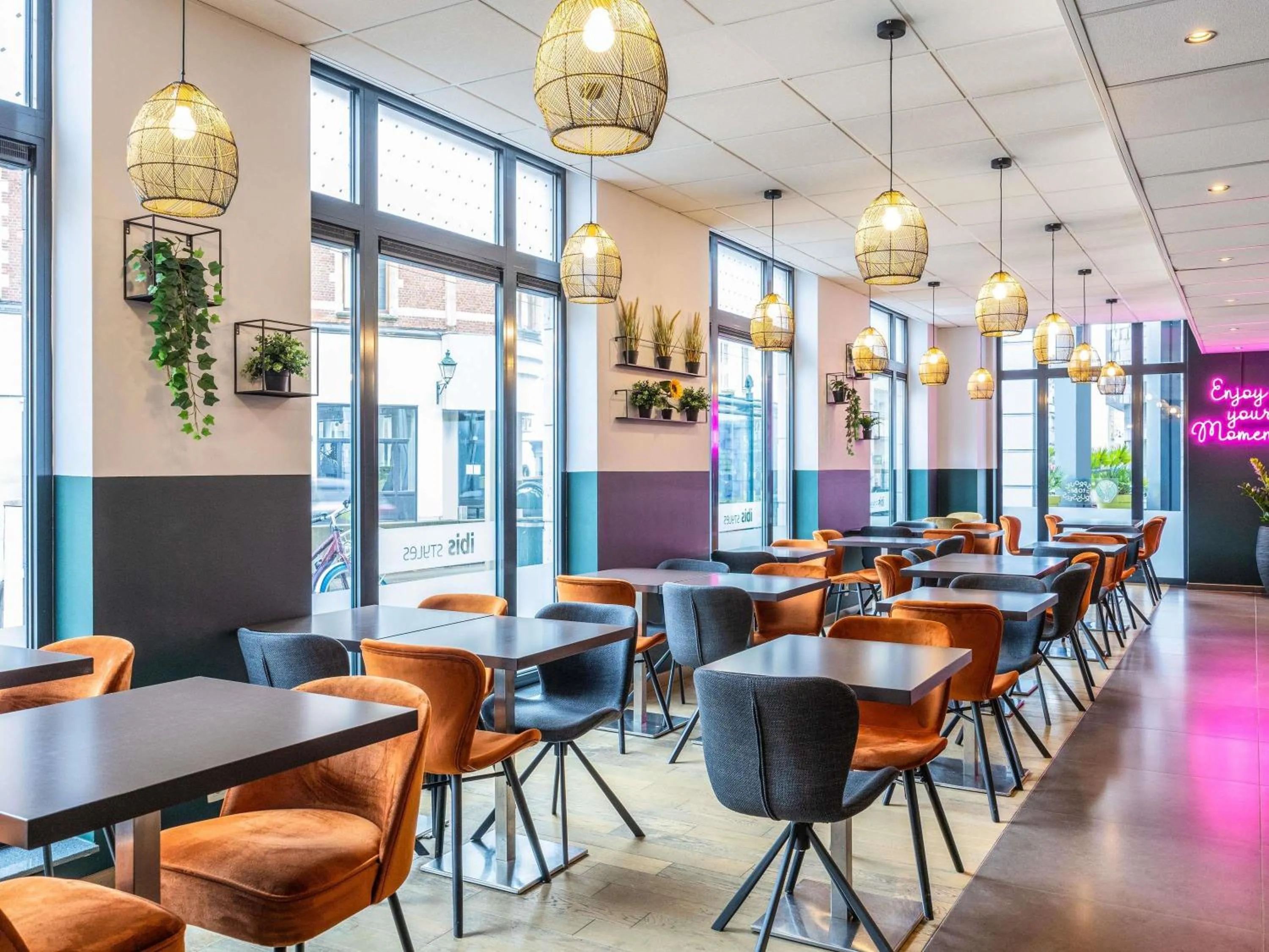 Property building in ibis Styles Hotel Brussels Centre Stéphanie