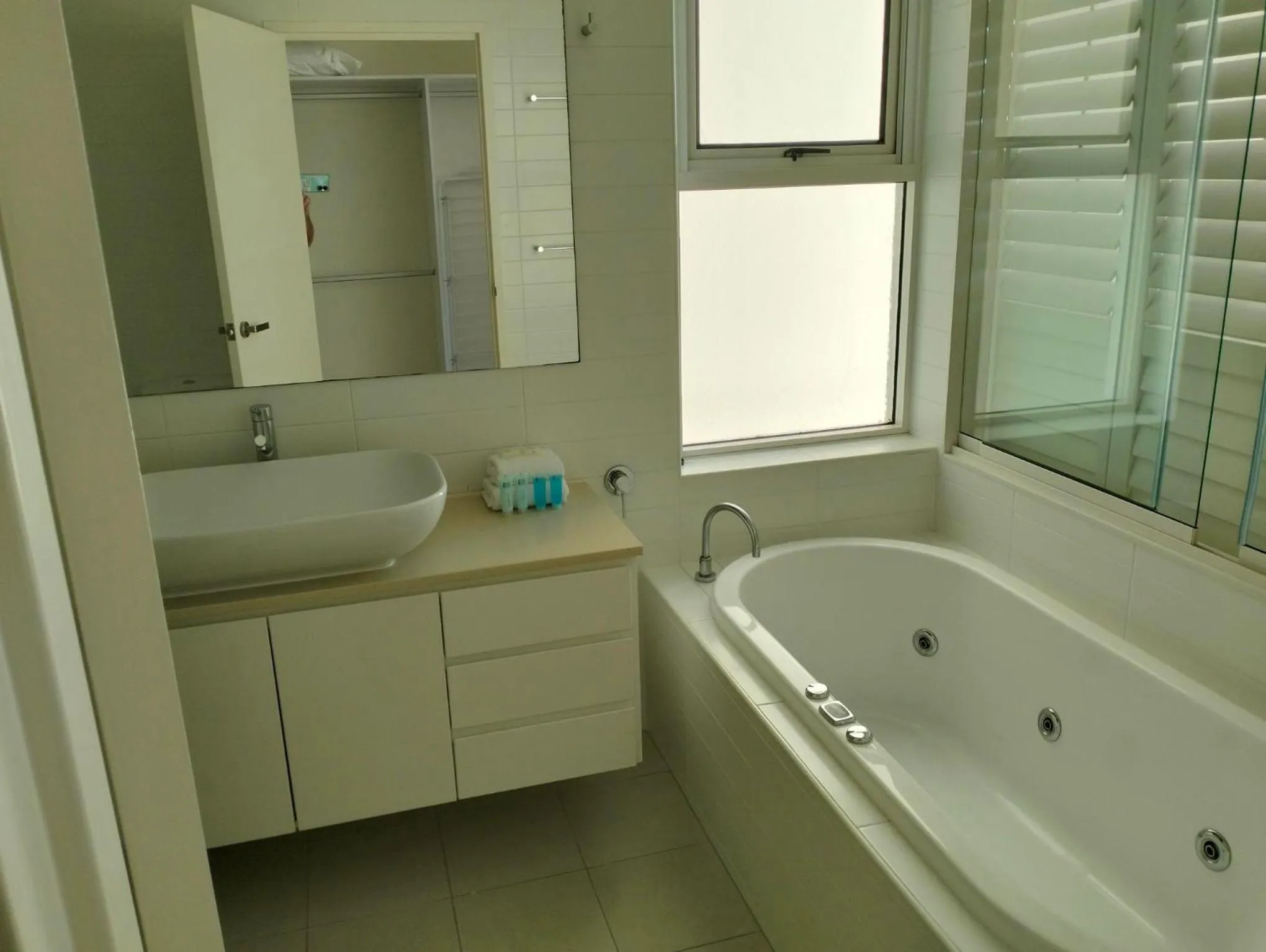 Bathroom in Kirra Surf Apartments