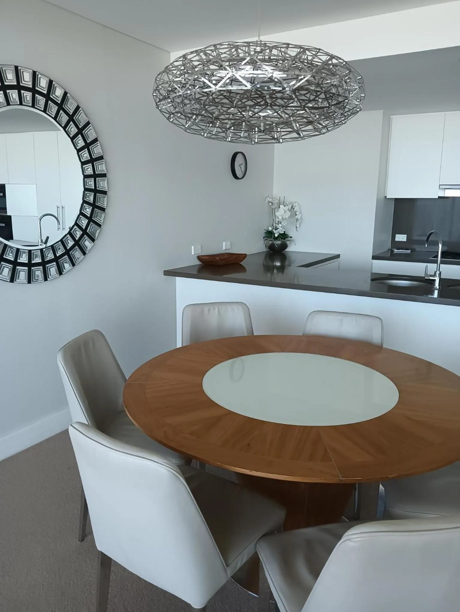 Dining area in Kirra Surf Apartments