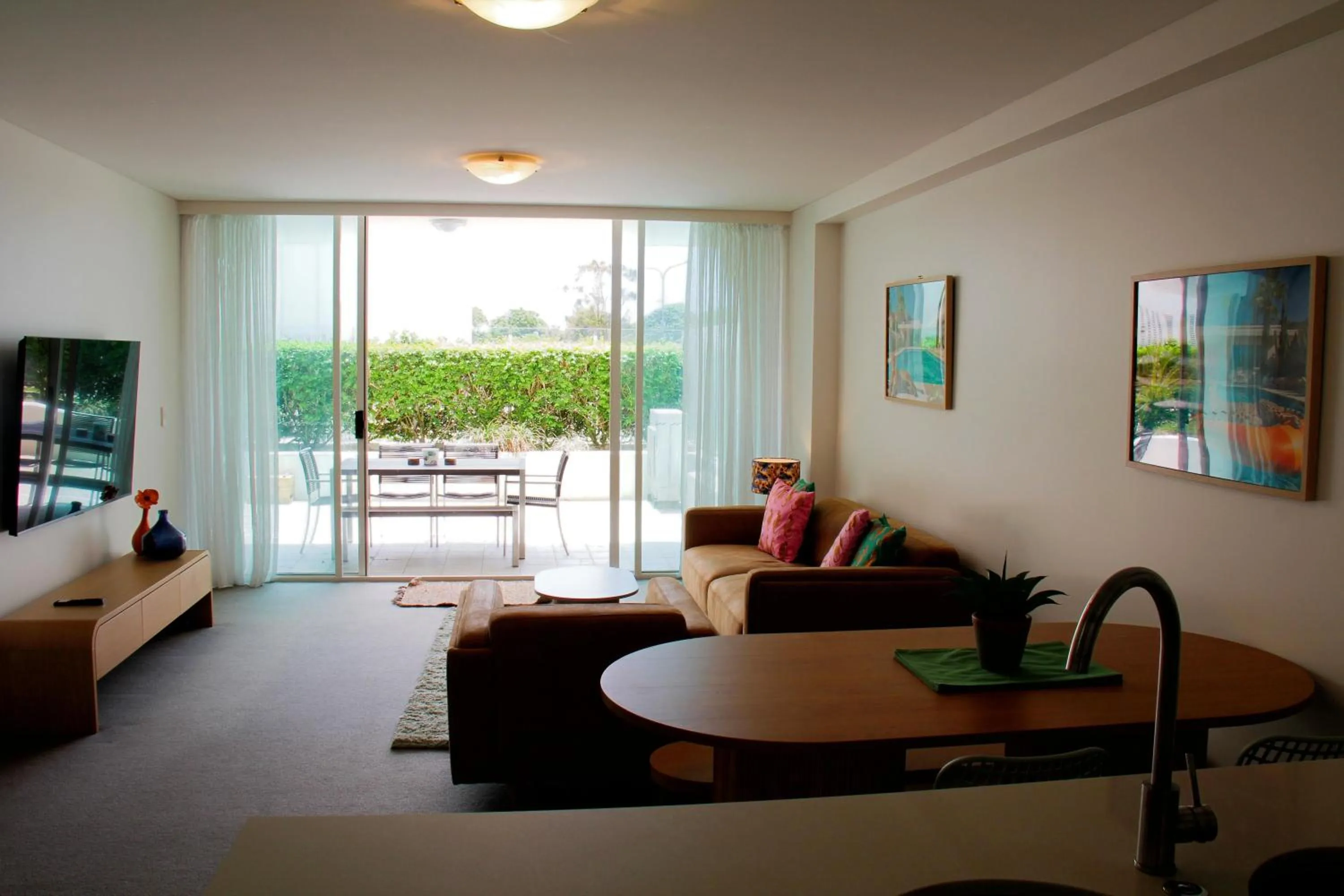 Kirra Surf Apartments
