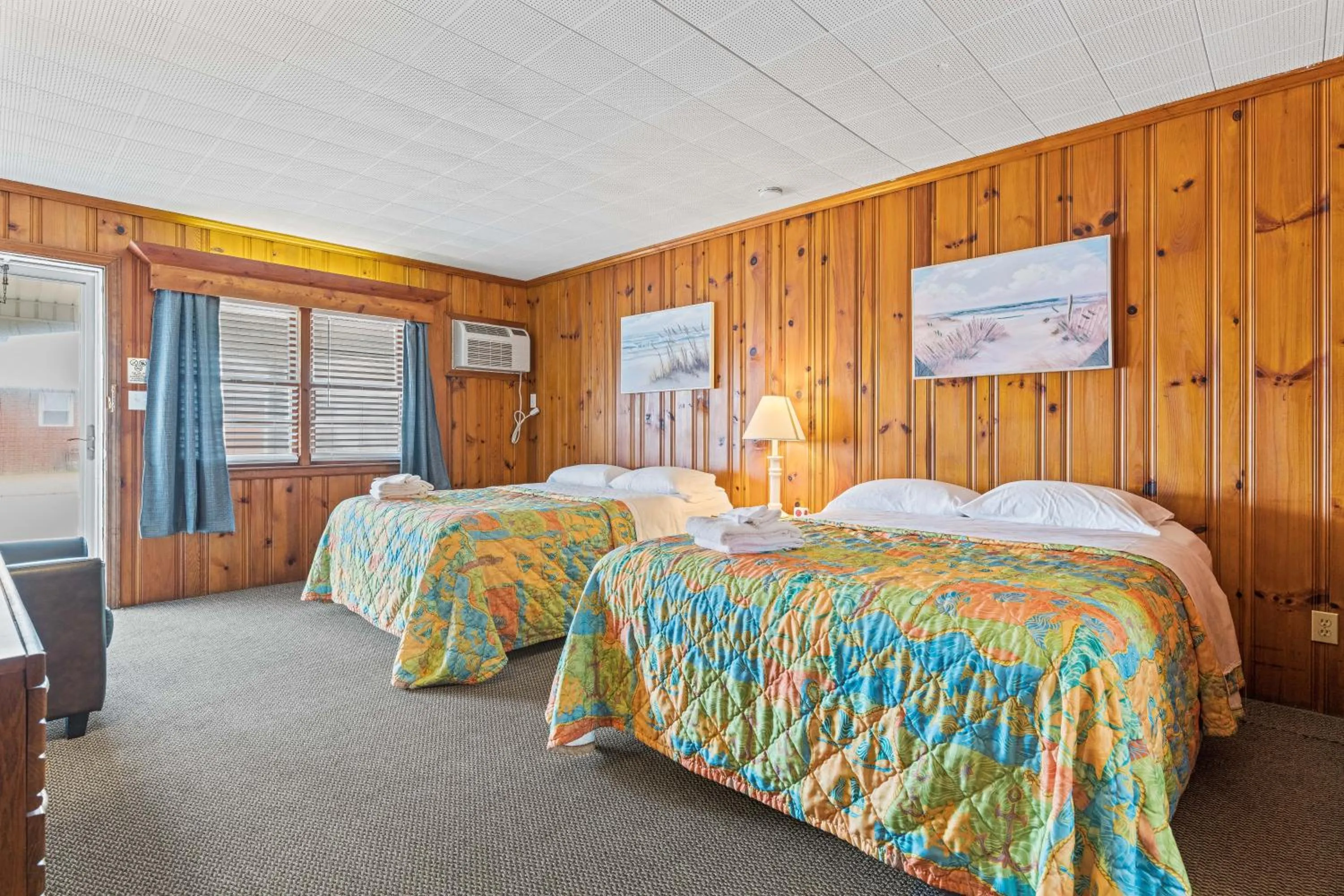 Bed in Cavalier by the Sea