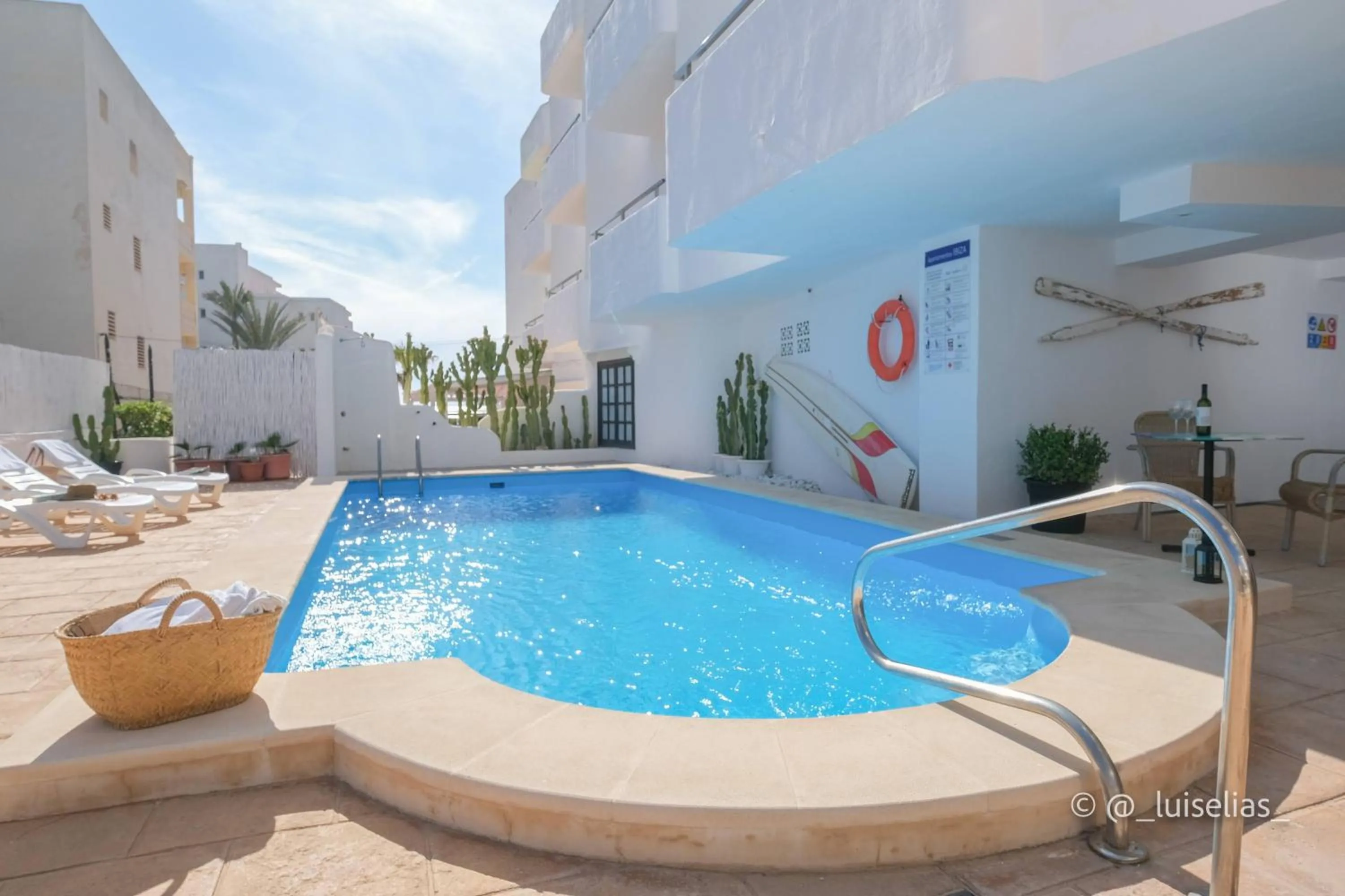 Swimming pool in Apartamentos Ibiza