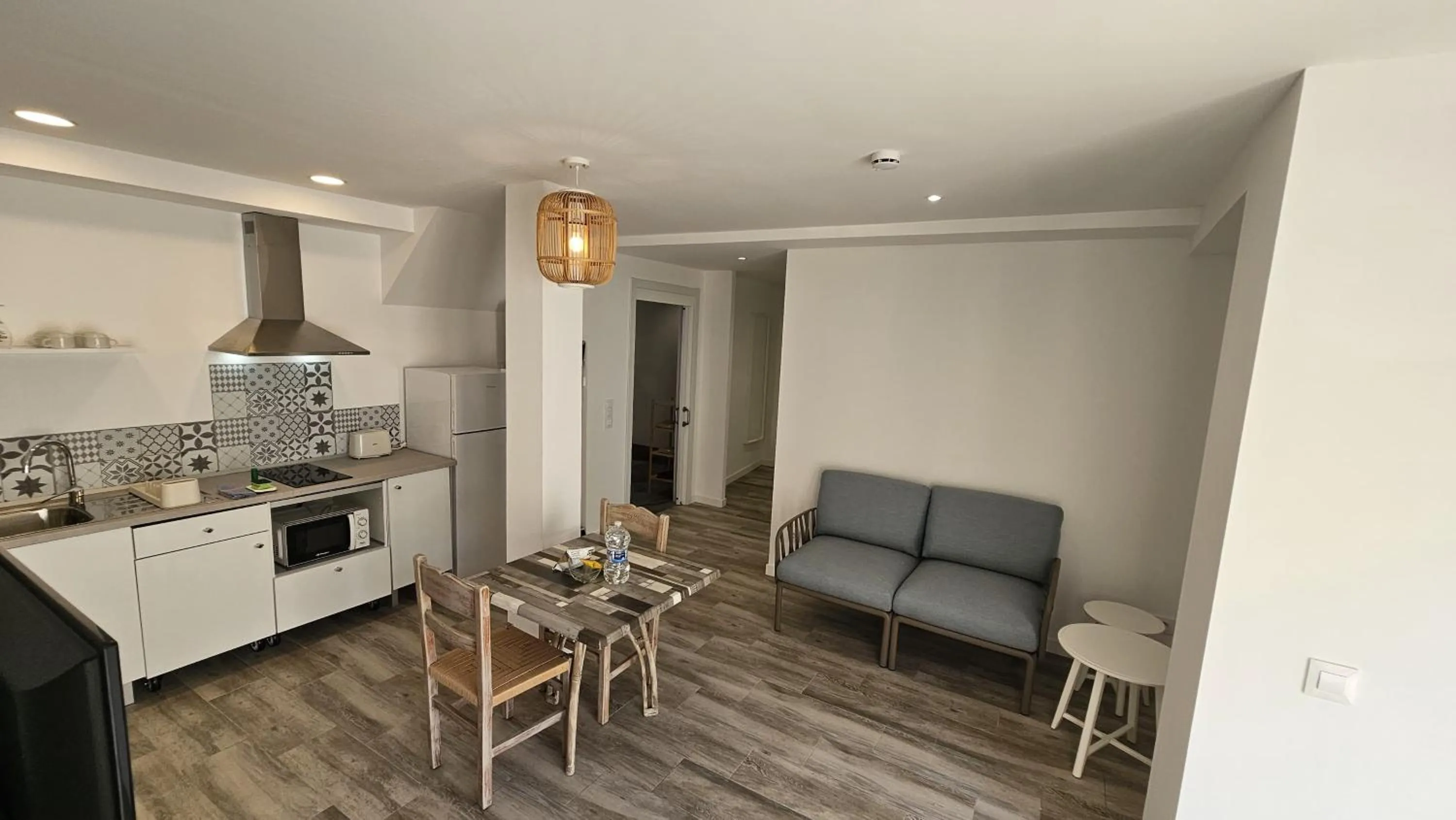 Kitchen or kitchenette in Apartamentos Ibiza