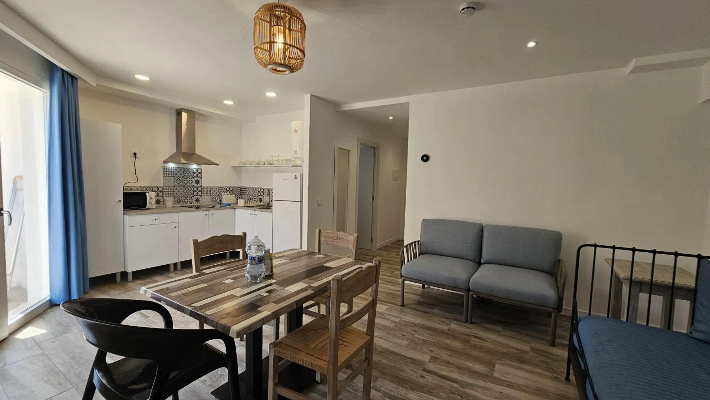 Kitchen or kitchenette in Apartamentos Ibiza