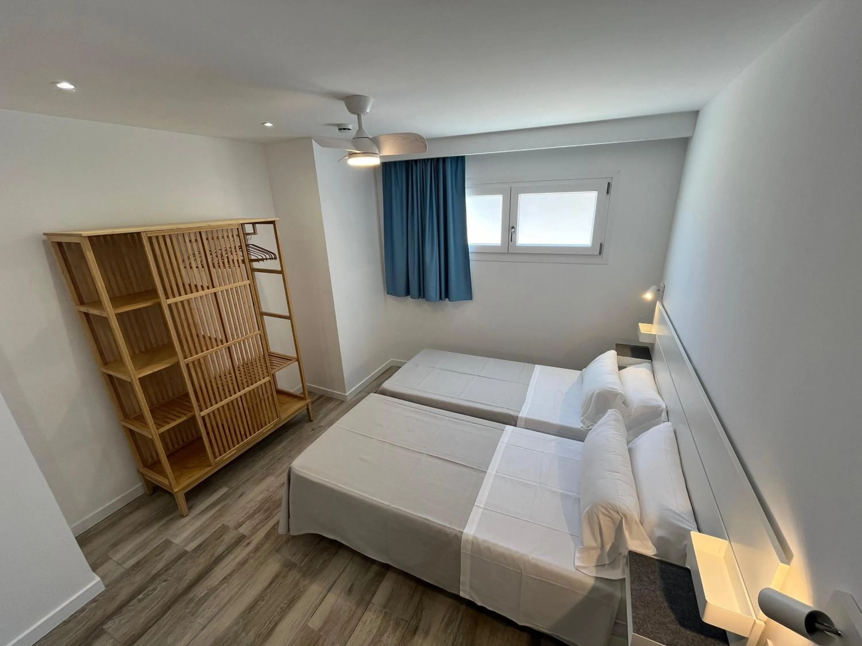 Photo of the whole room, Bed in Apartamentos Ibiza