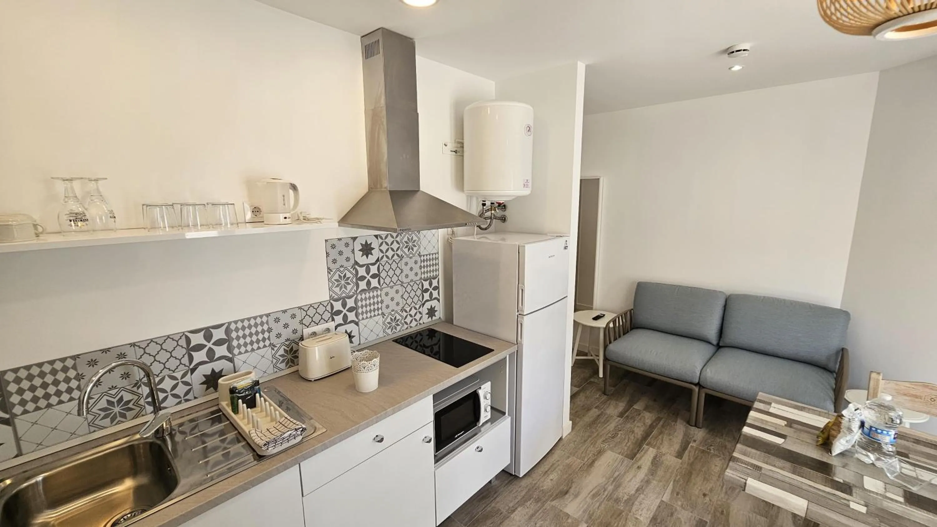 Kitchen or kitchenette in Apartamentos Ibiza