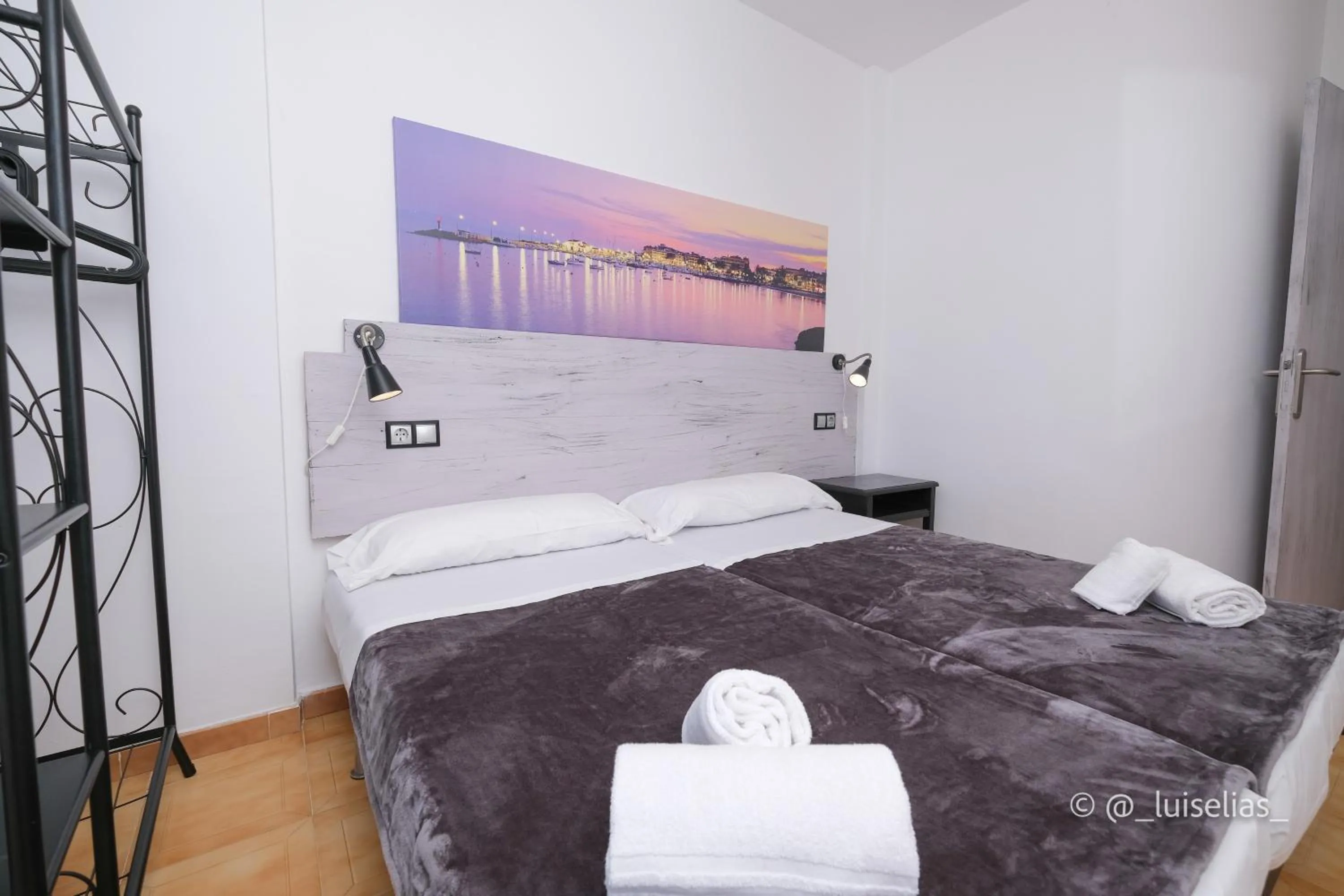 Bedroom, Bed in Apartamentos Ibiza
