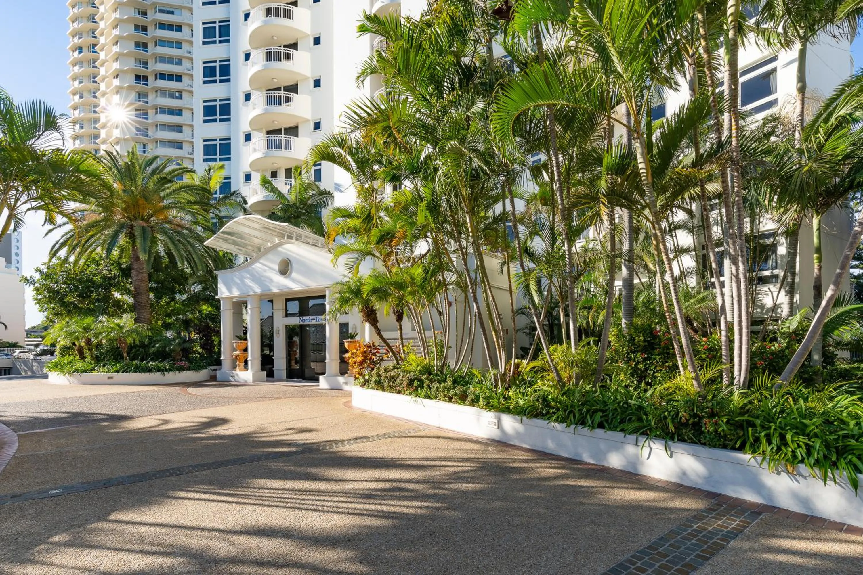 Property building in ULTIQA Burleigh Mediterranean Resort