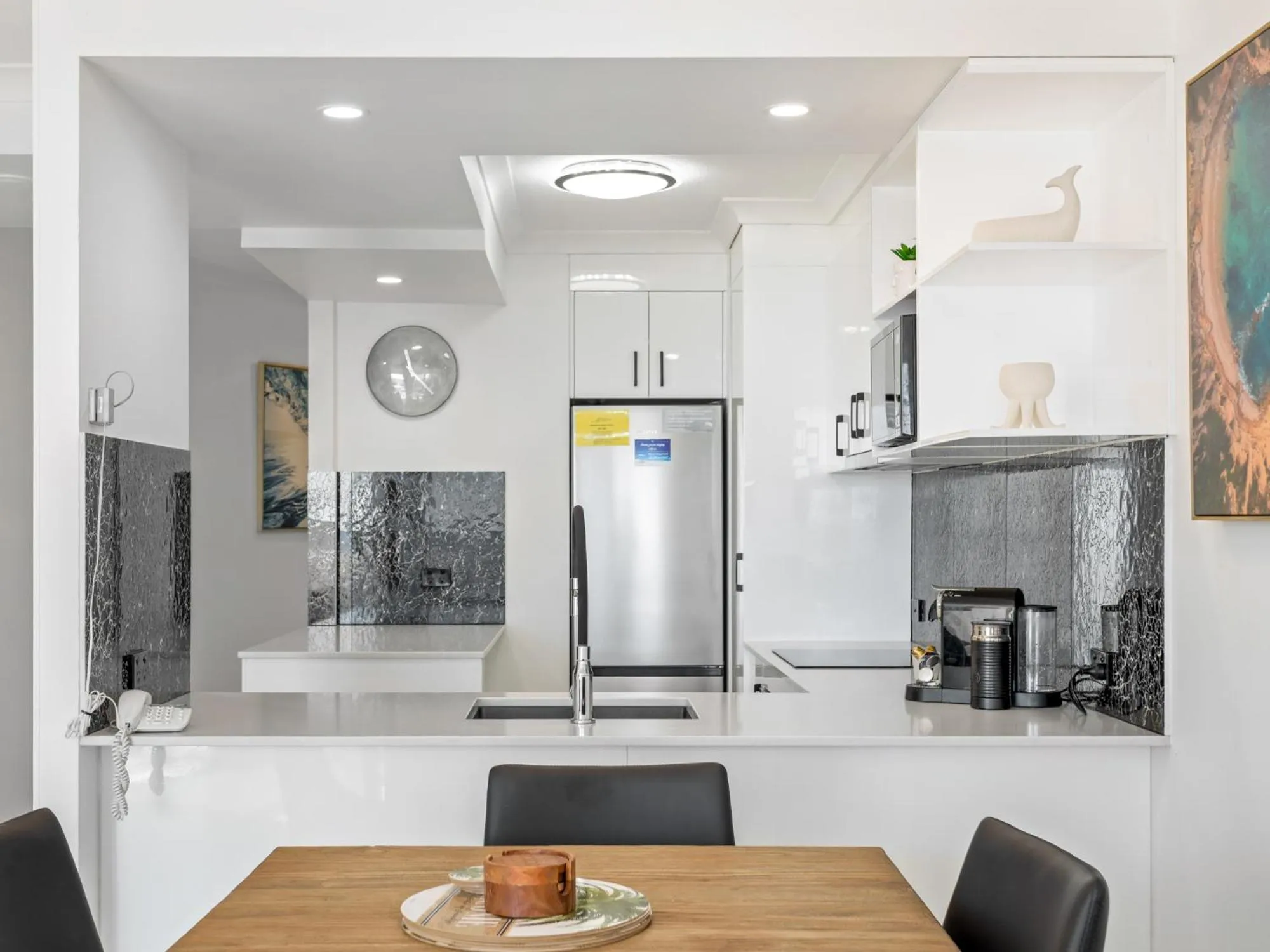 Kitchen or kitchenette in ULTIQA Burleigh Mediterranean Resort