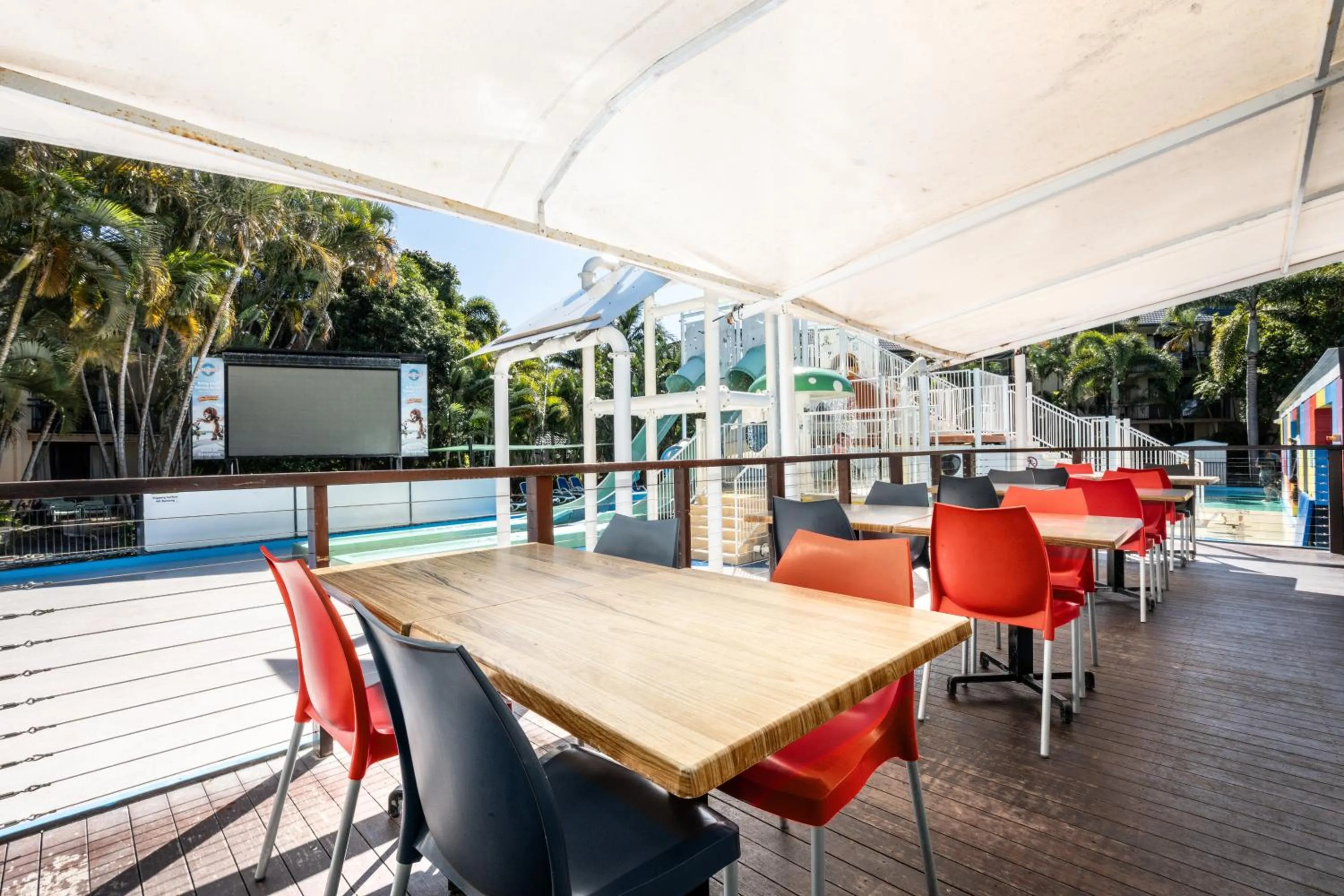 Restaurant/places to eat in Turtle Beach Resort