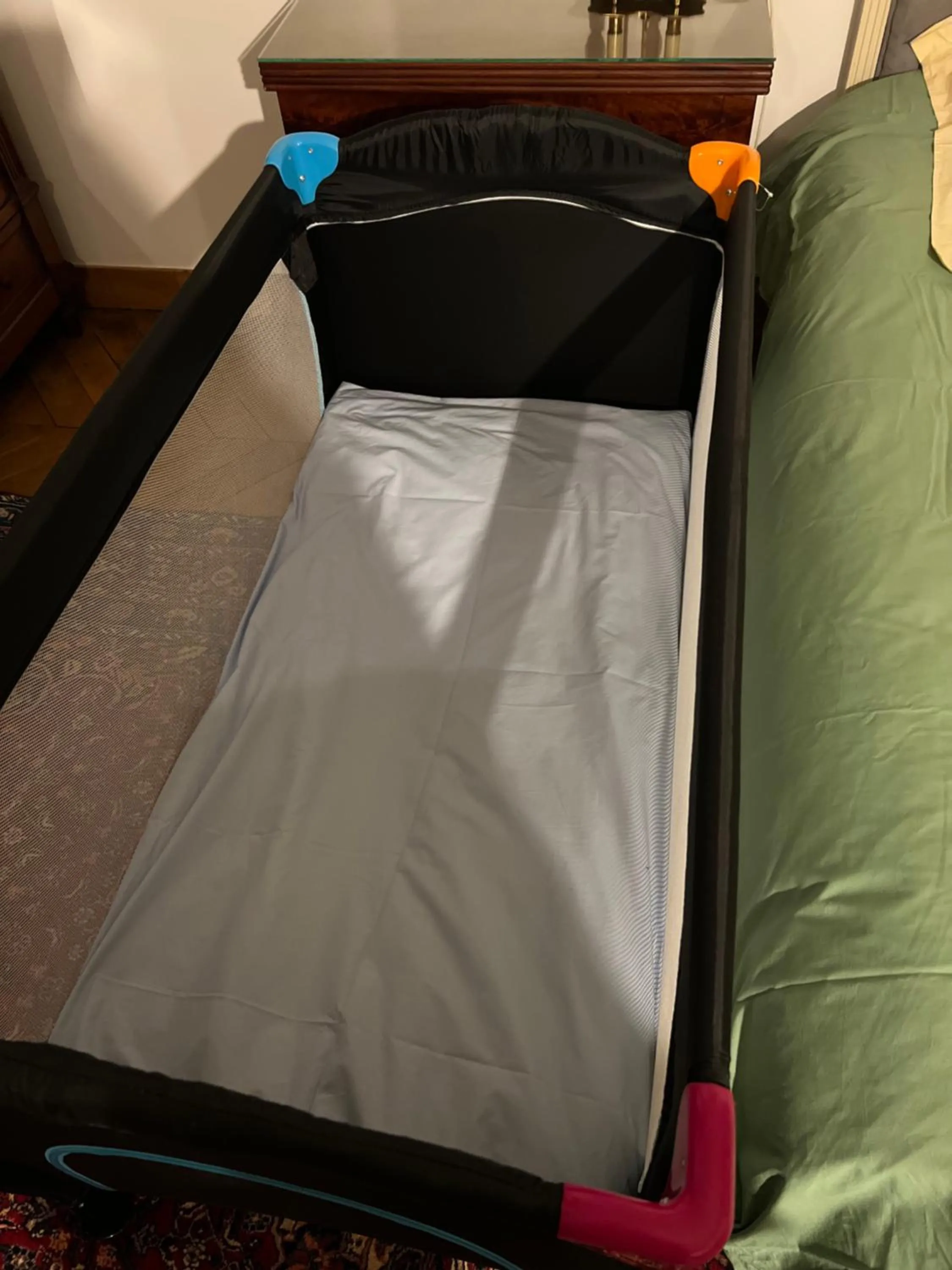 Bed in Suite junior avec balcon et vue sur Arc de Triomphe