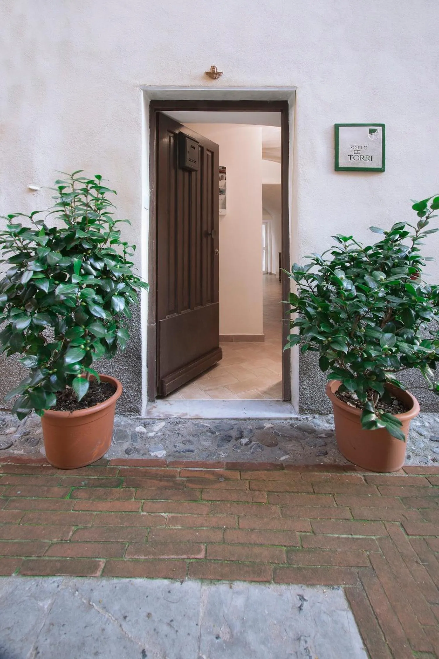Property building in b&b sotto le torri
