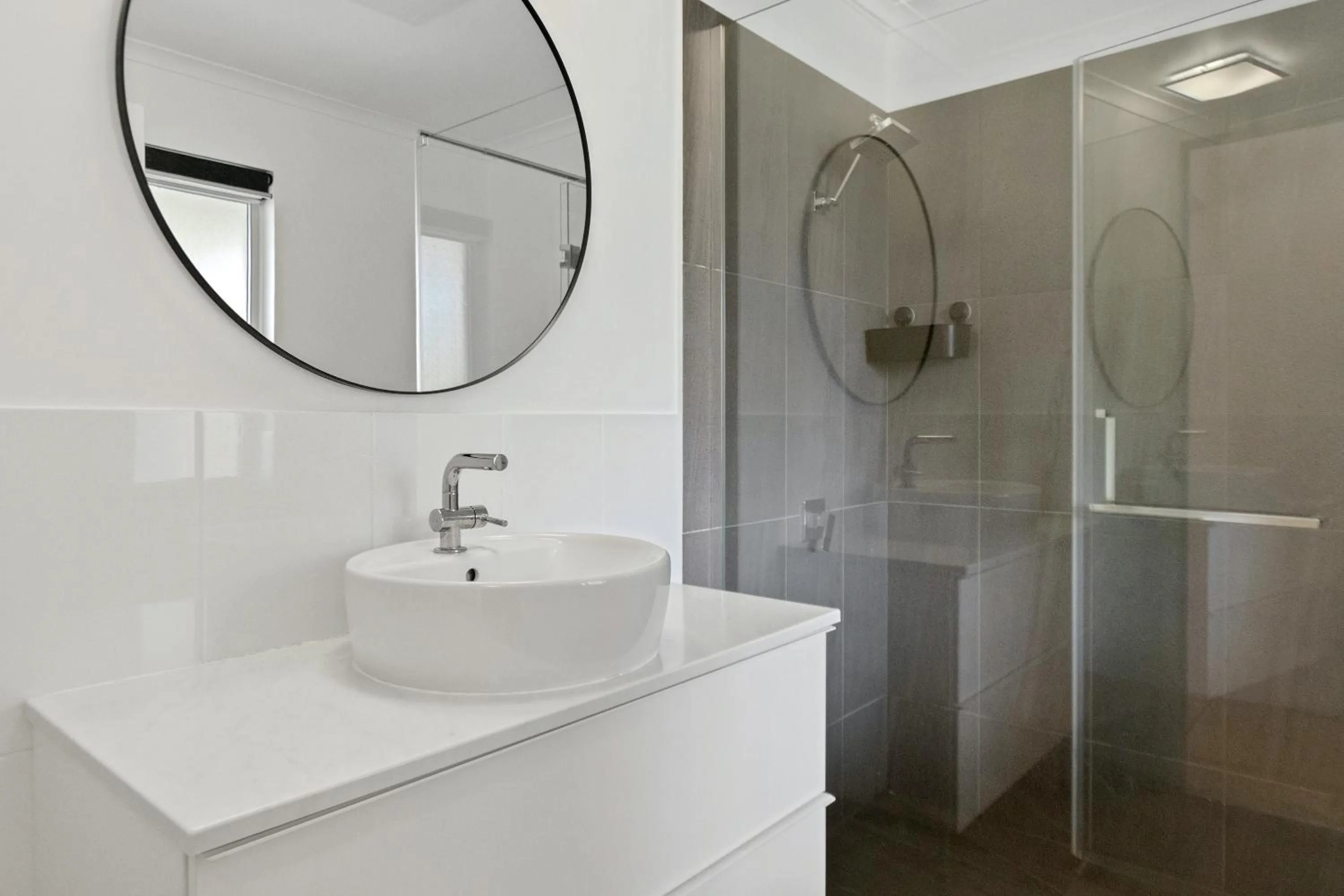 Shower in Serenity Apartments Noosa